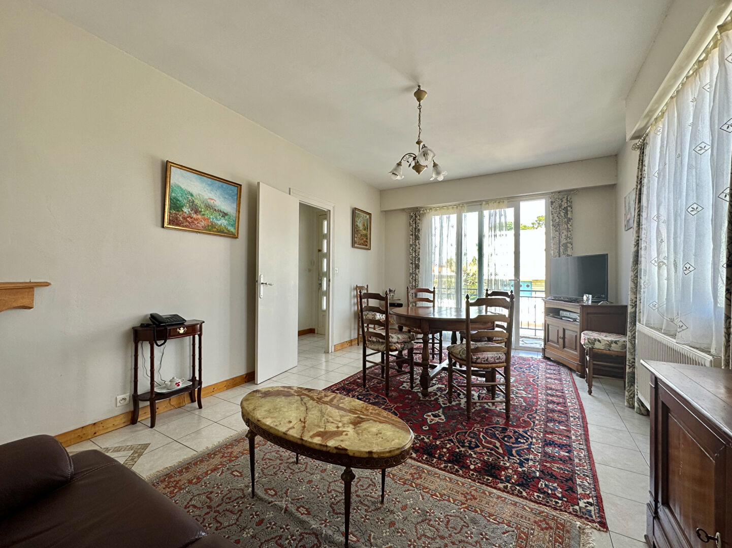 Photo Maison - 8 pièces 150m² - image 2/6