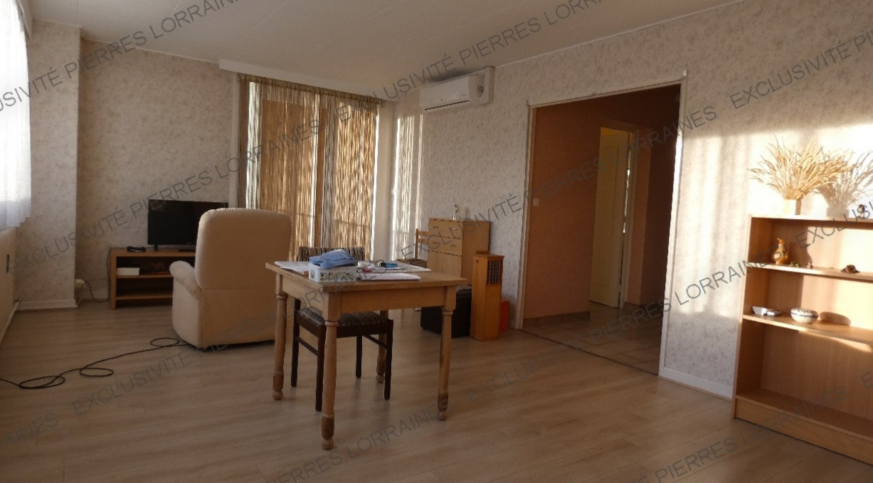 Photo Vandoeuvre lès Nancy. Appartement 4 pièces au Vélodrome. image 5/6