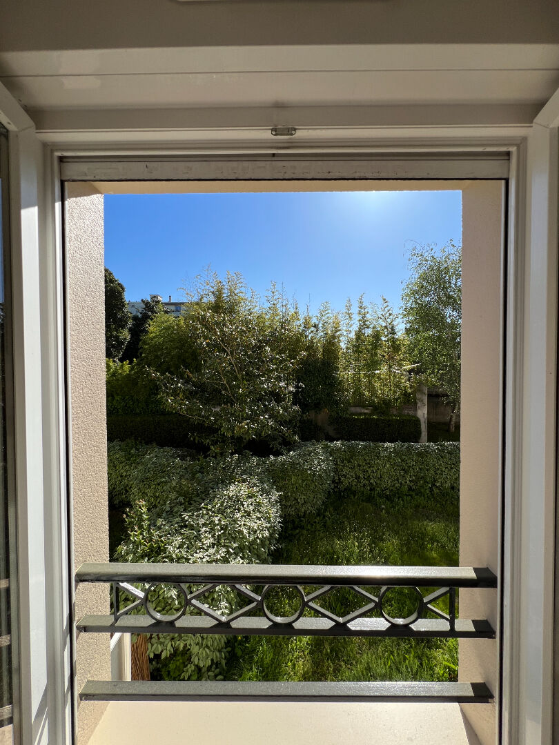 Photo T5 Bordeaux Cauderan centre image 4/5