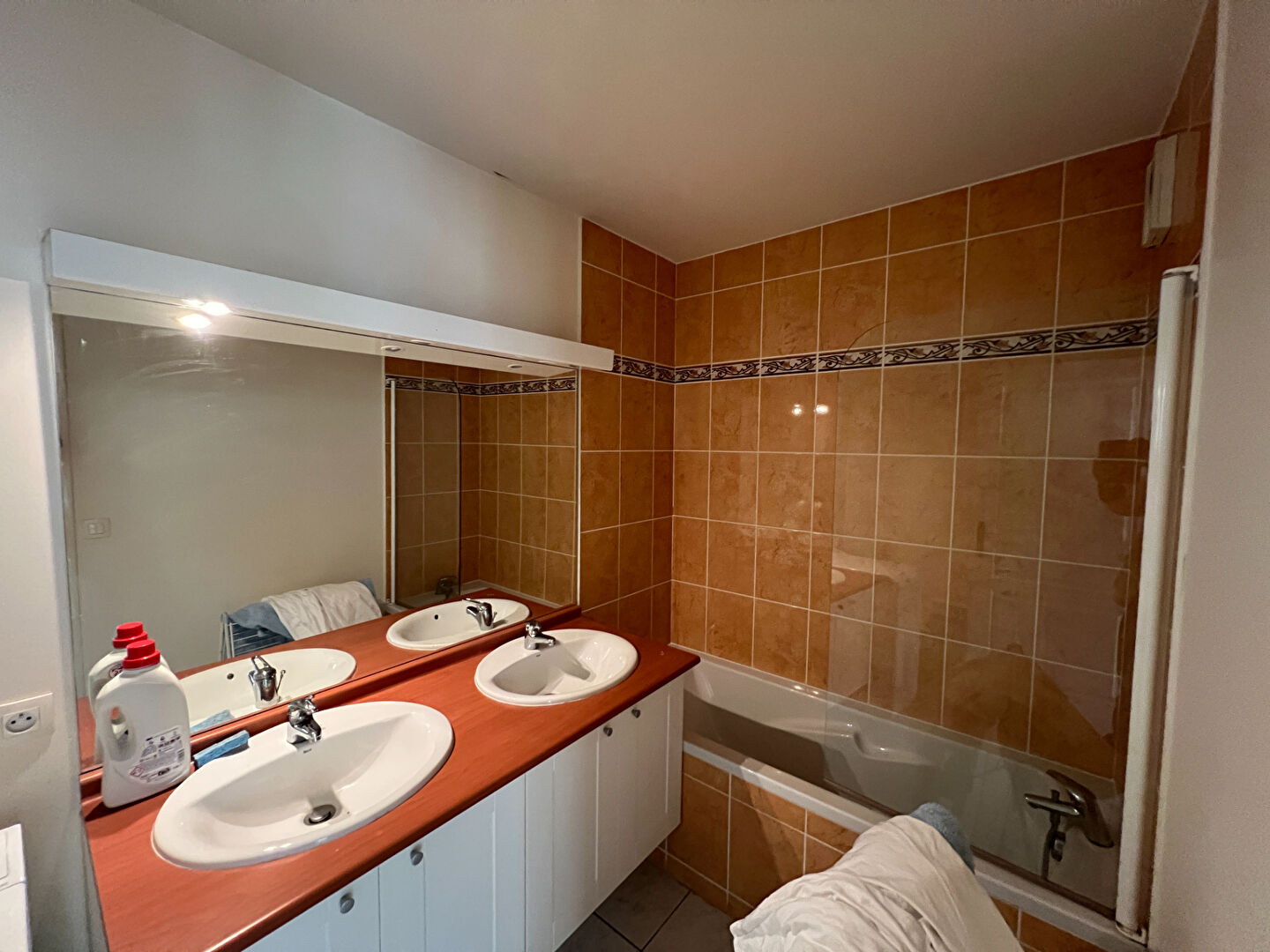 Photo T5 Bordeaux Cauderan centre image 5/5