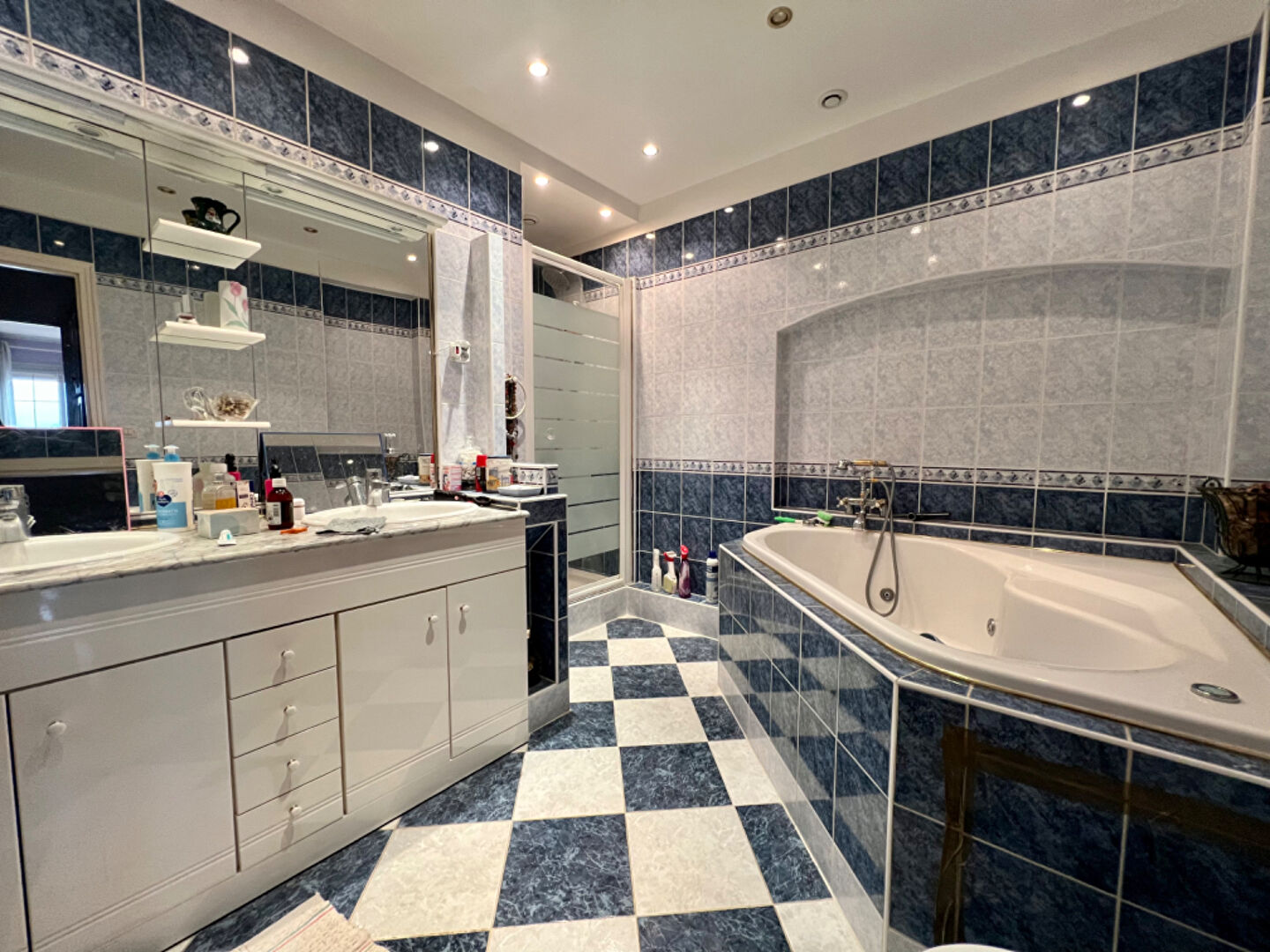 Photo PAVILLON DE CONSTRUCTION TRADITIONNEL image 6/6