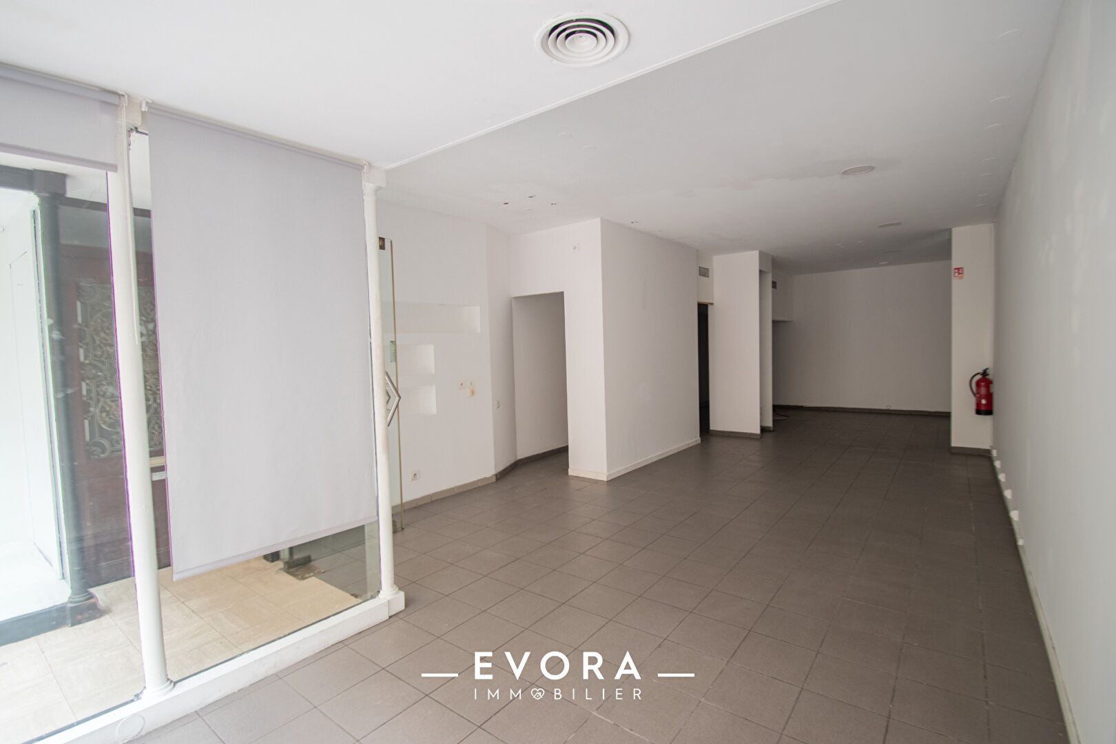 Photo Murs commerciaux - Metz HYPERCENTRE VILLE PIETON - Libre image 3/6