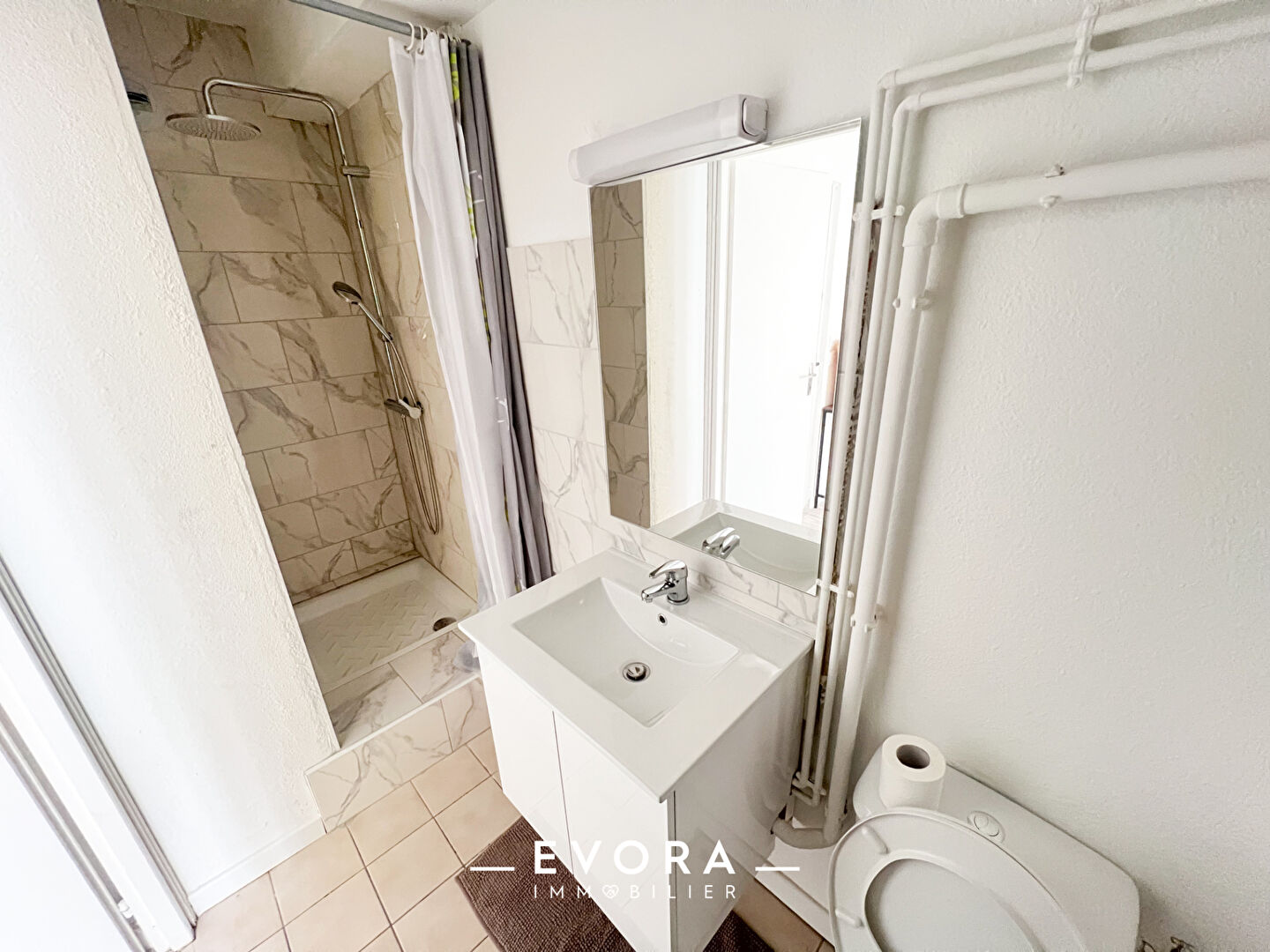 Photo METZ CENTRE - Studio meublé à louer image 5/5