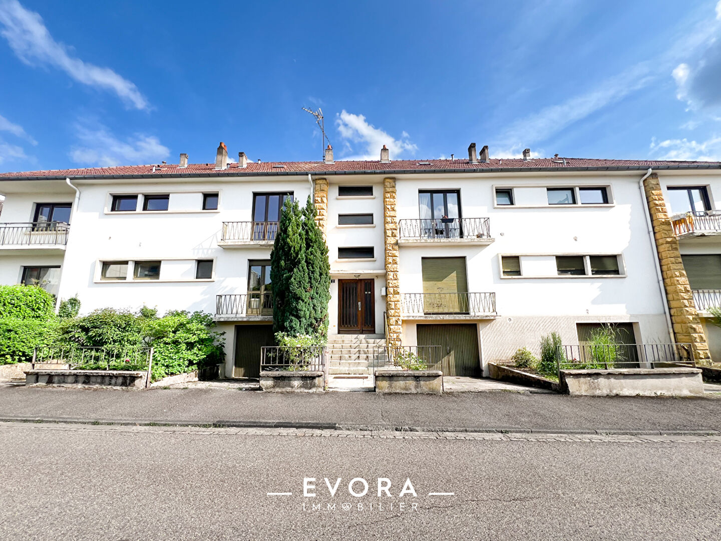 Photo METZ QUEULEU - Appartement lumineux F5 3 chambres avec garage et cave - image 2/6