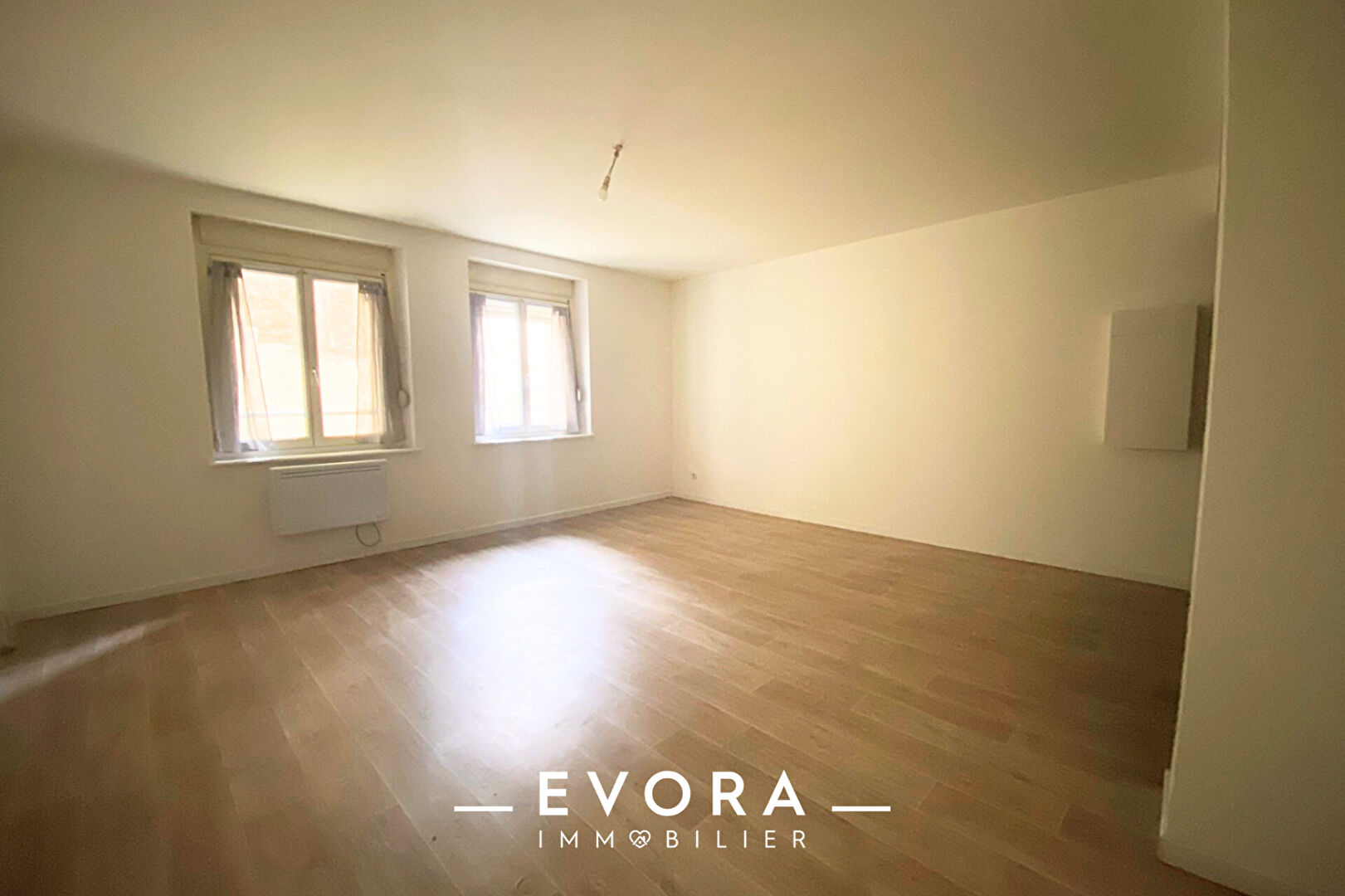 Photo Metz ville - Studio meublé 1 pièce de 34,32 m2 image 2/4