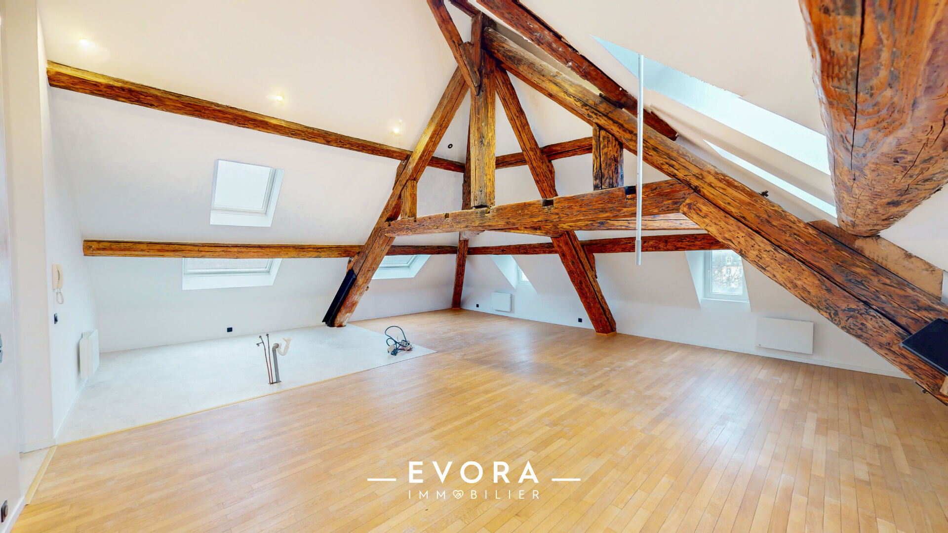 Agence immobilière de ZAKARI NAILI Rombas - Evora Immobilier