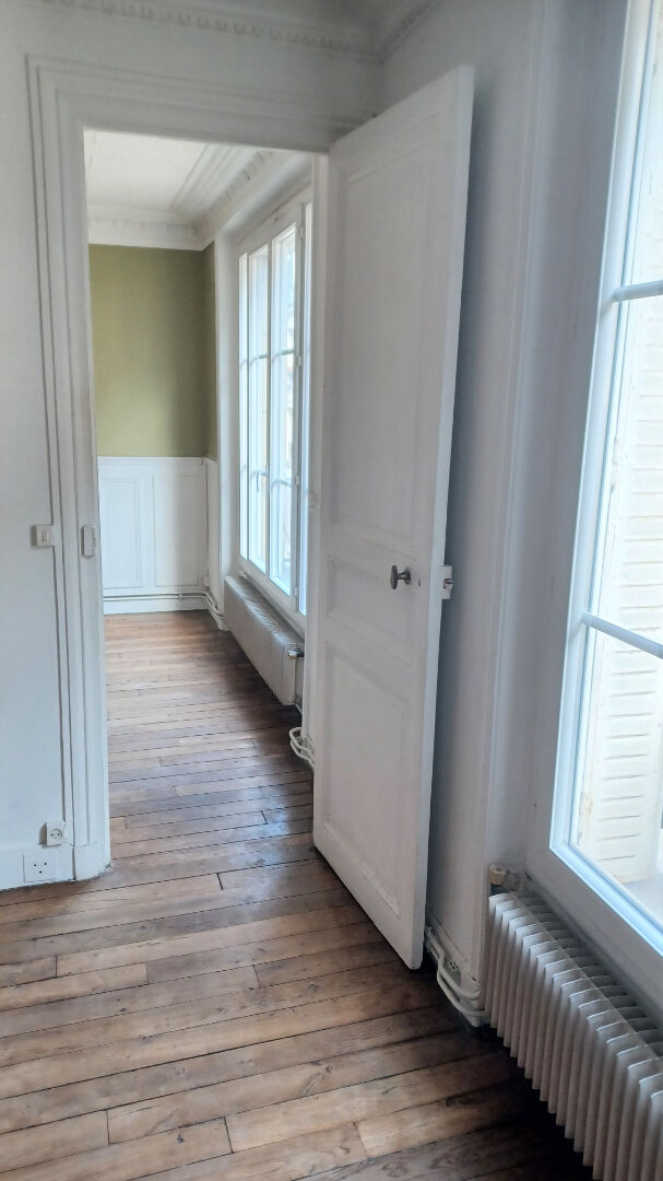 Photo Paris 18ème - 2 Pièces - Montcalm/ Achille Martinet image 4/6