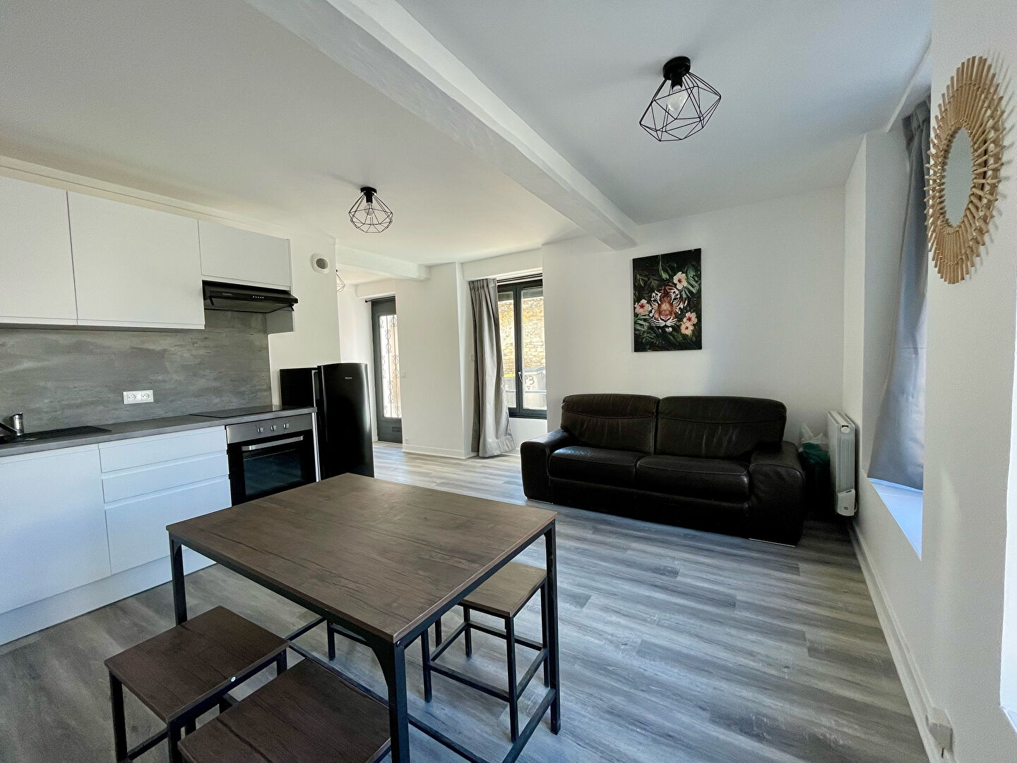 Photo Studio meublé Chaumont RDC image 1/4