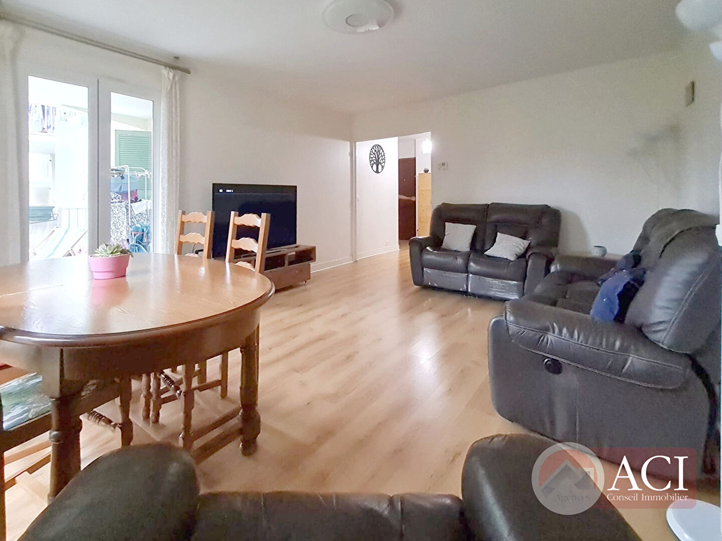 Photo GROSLAY - 4 PIÈCES PROCHE DEUIL LA BARRE image 3/6