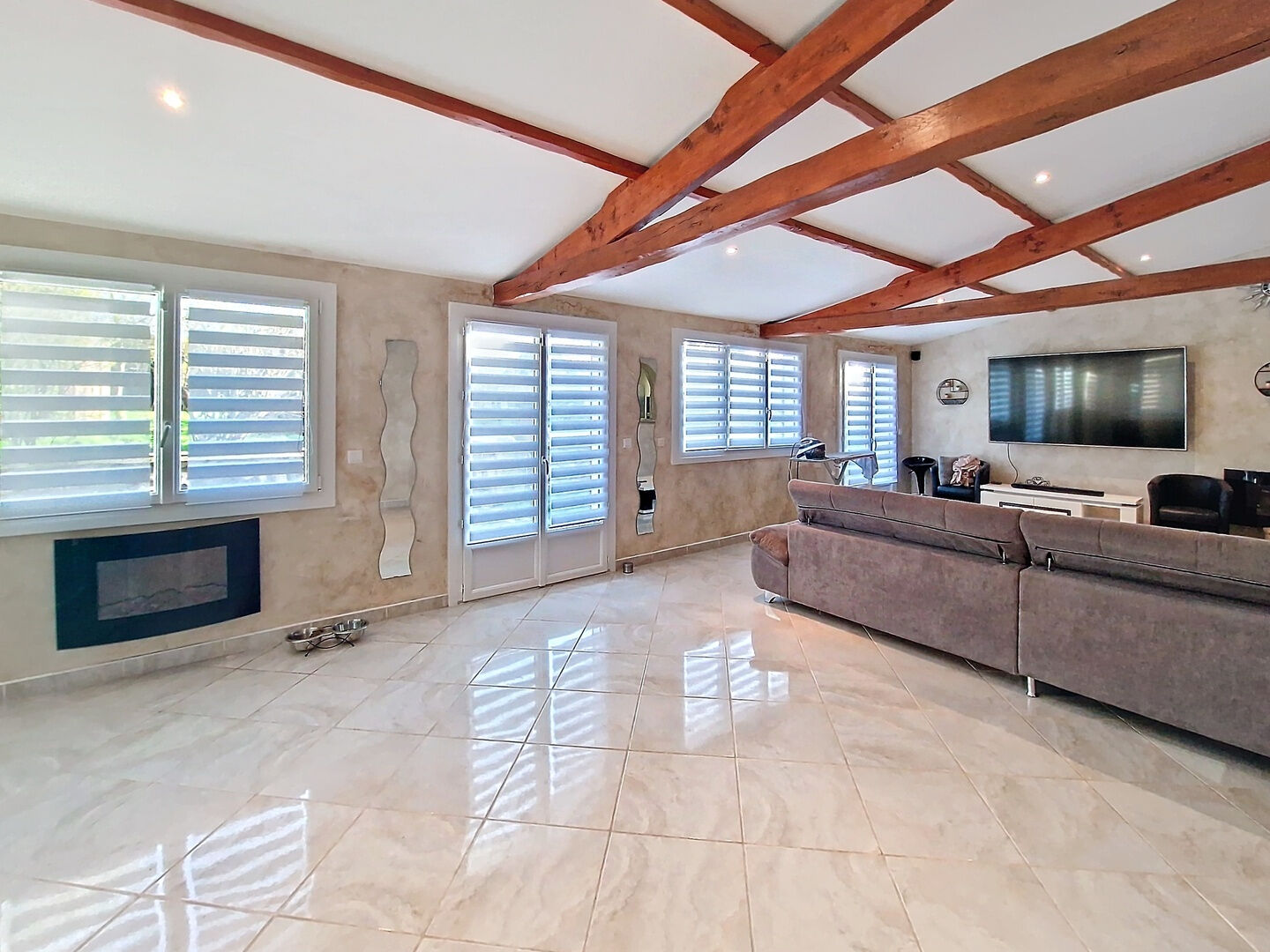 Photo AUX PORTES D'ETREPAGNY image 4/6