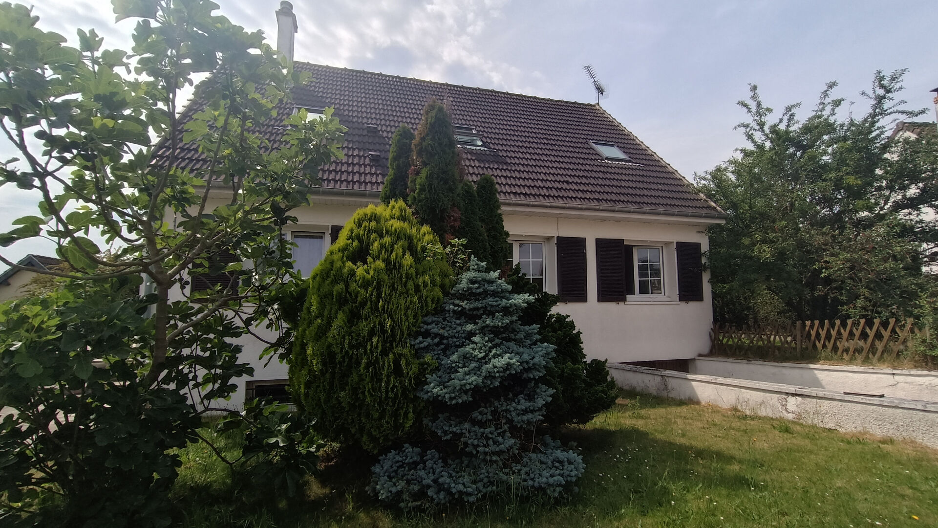 Maison individuelle 6 pièces / Environnement calme