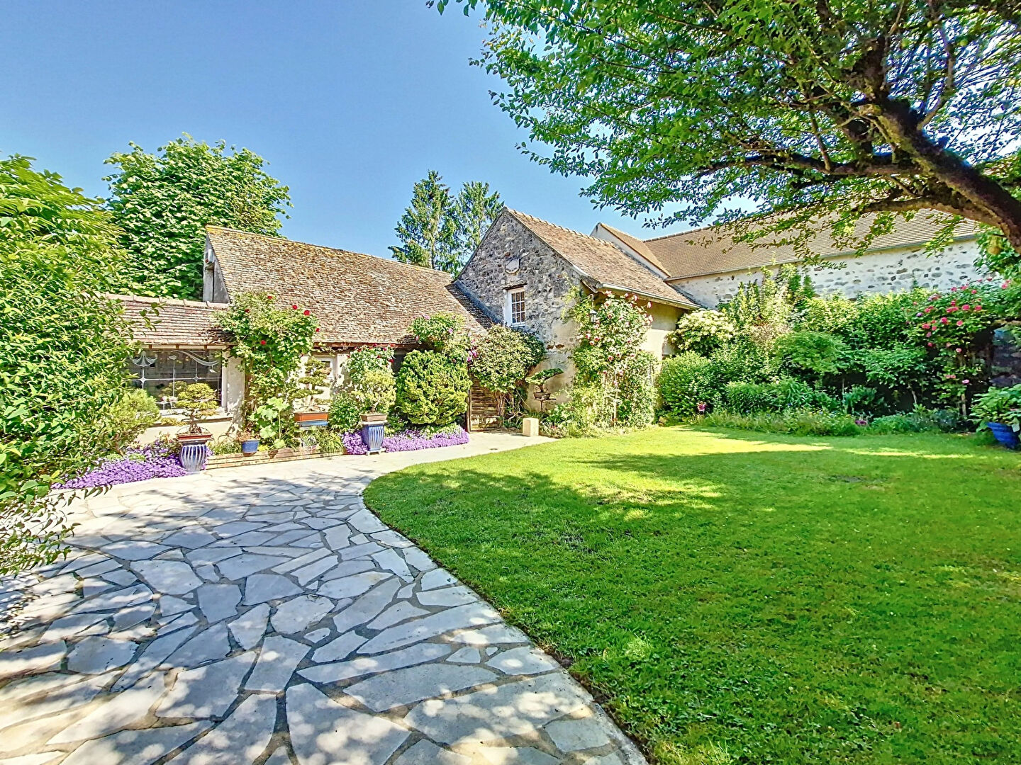 Photo Maison 6 pièce(s) 160.84 m2 image 2/6