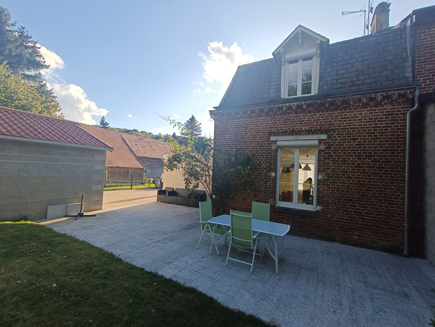 Photo À vendre - Jolie maison lumineuse au calme à ne pas rater ! image 3/6