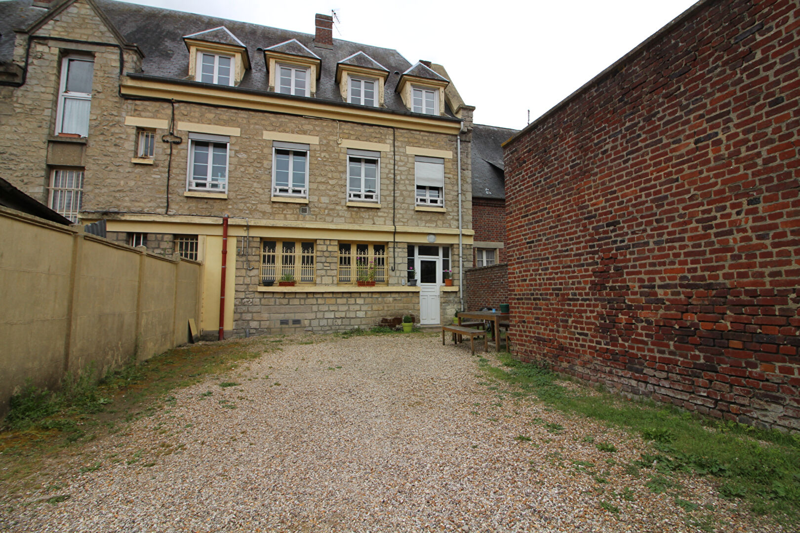 Immeuble Etrepagny 8 pièce(s) 182 m2