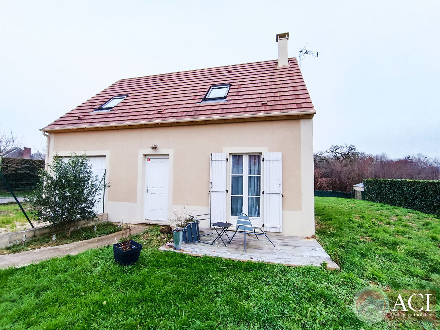 Agence immobilière de ACI IMMOBILIER SAINTE GENEVIÈVE