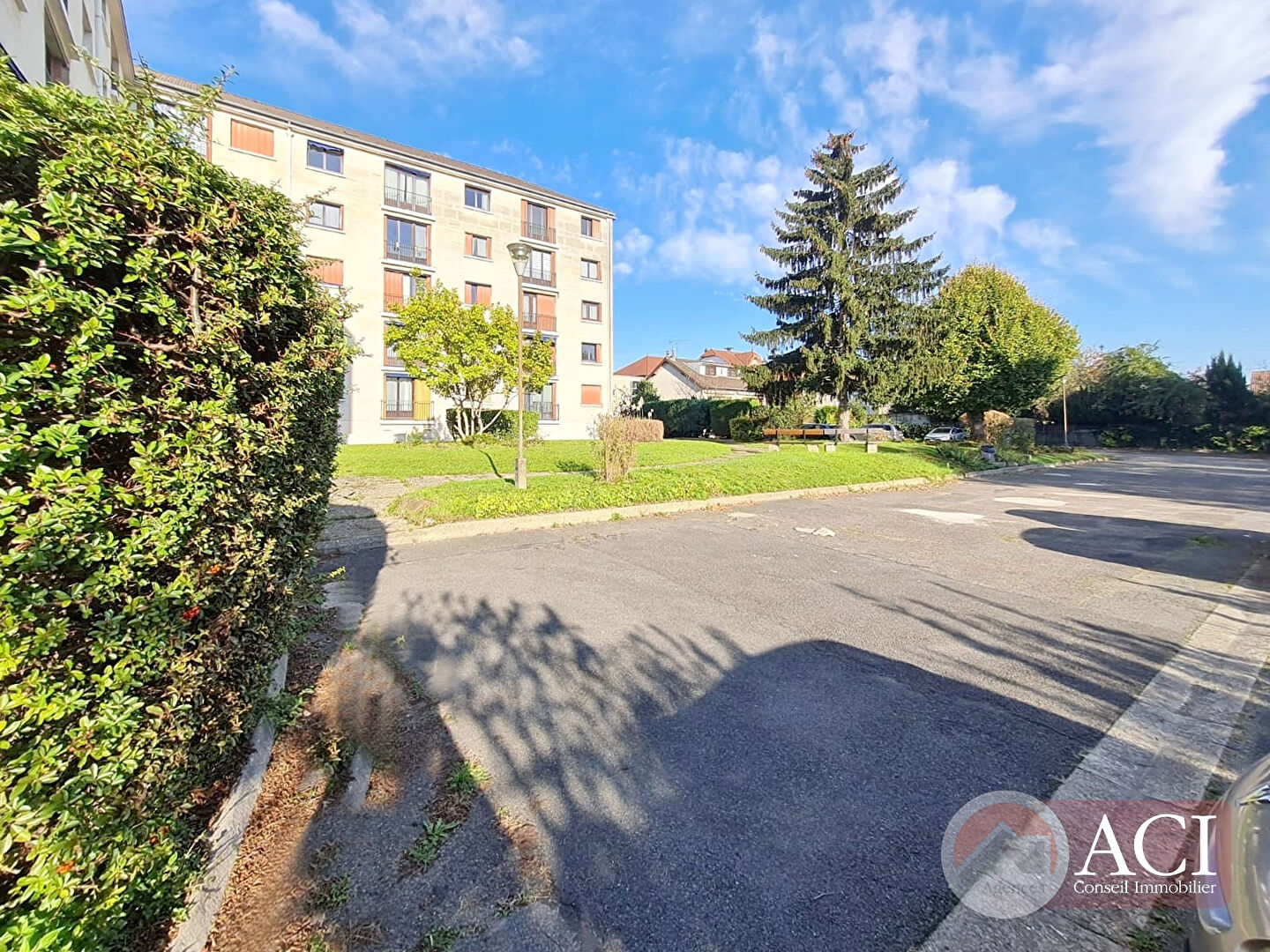 Agence immobilière de GROUPE JBL (ACI) - ACI IMMOBILIER MONTMAGNY