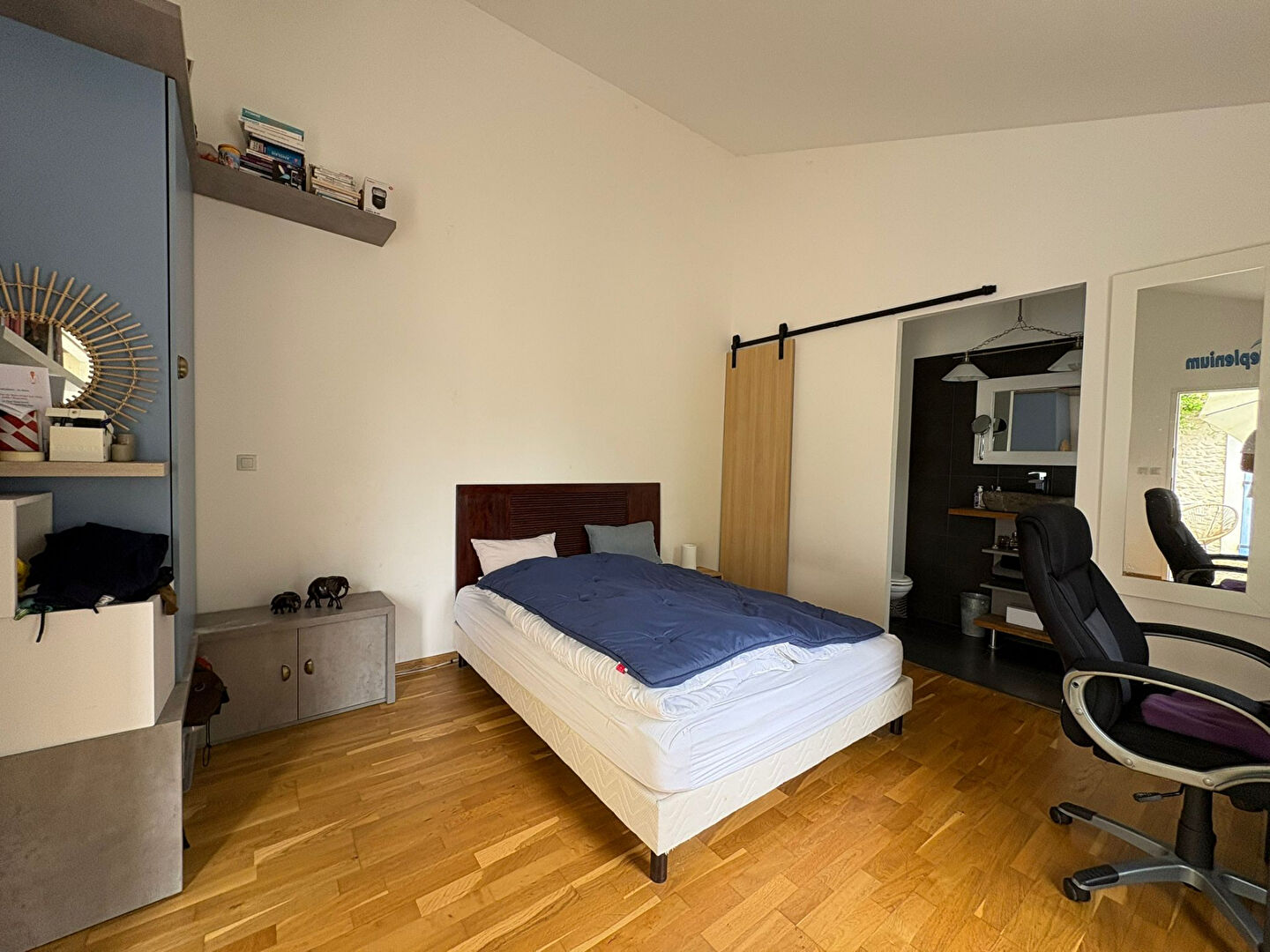 Photo Maison familiale idéalement située - Agencement fonctionnel et terrain de plus de 1500 m² ! image 3/6