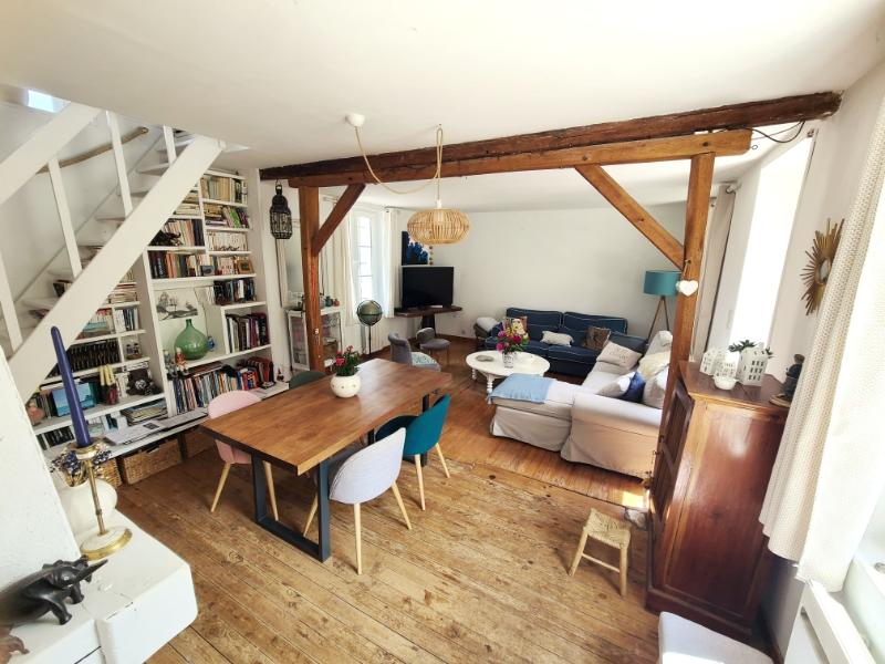 Photo Maison familiale idéalement située - Agencement fonctionnel et terrain de plus de 1500 m² ! image 5/6