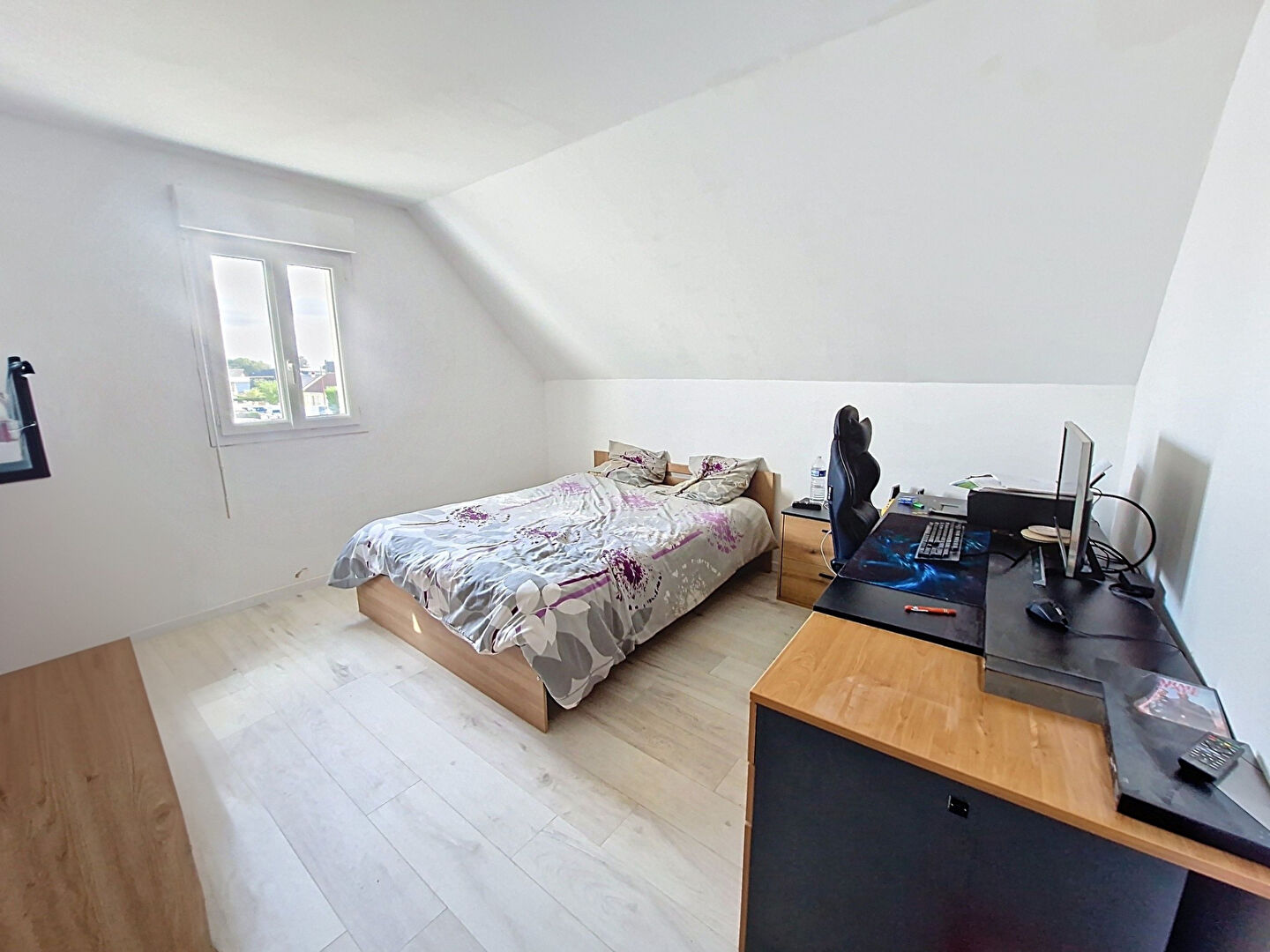 Photo 2 MIN ETREPAGNY image 4/6