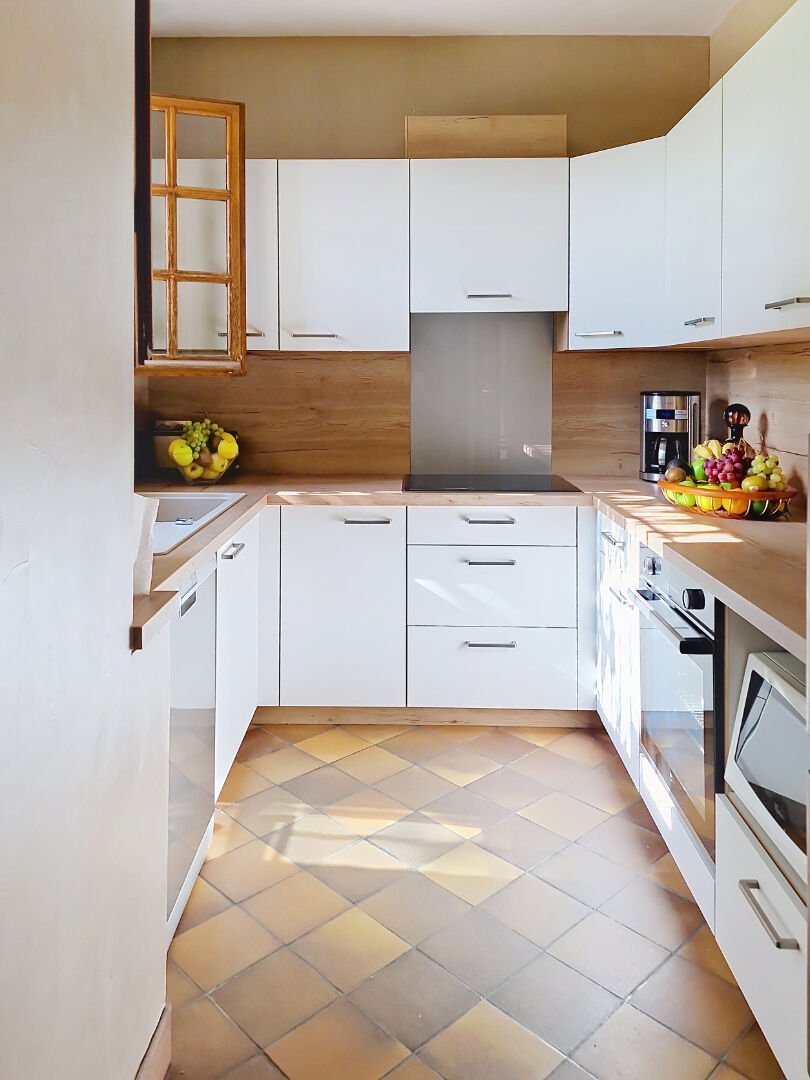 Photo Maison proche La Roche Guyon 7 pièce(s) 207 m2 image 4/6