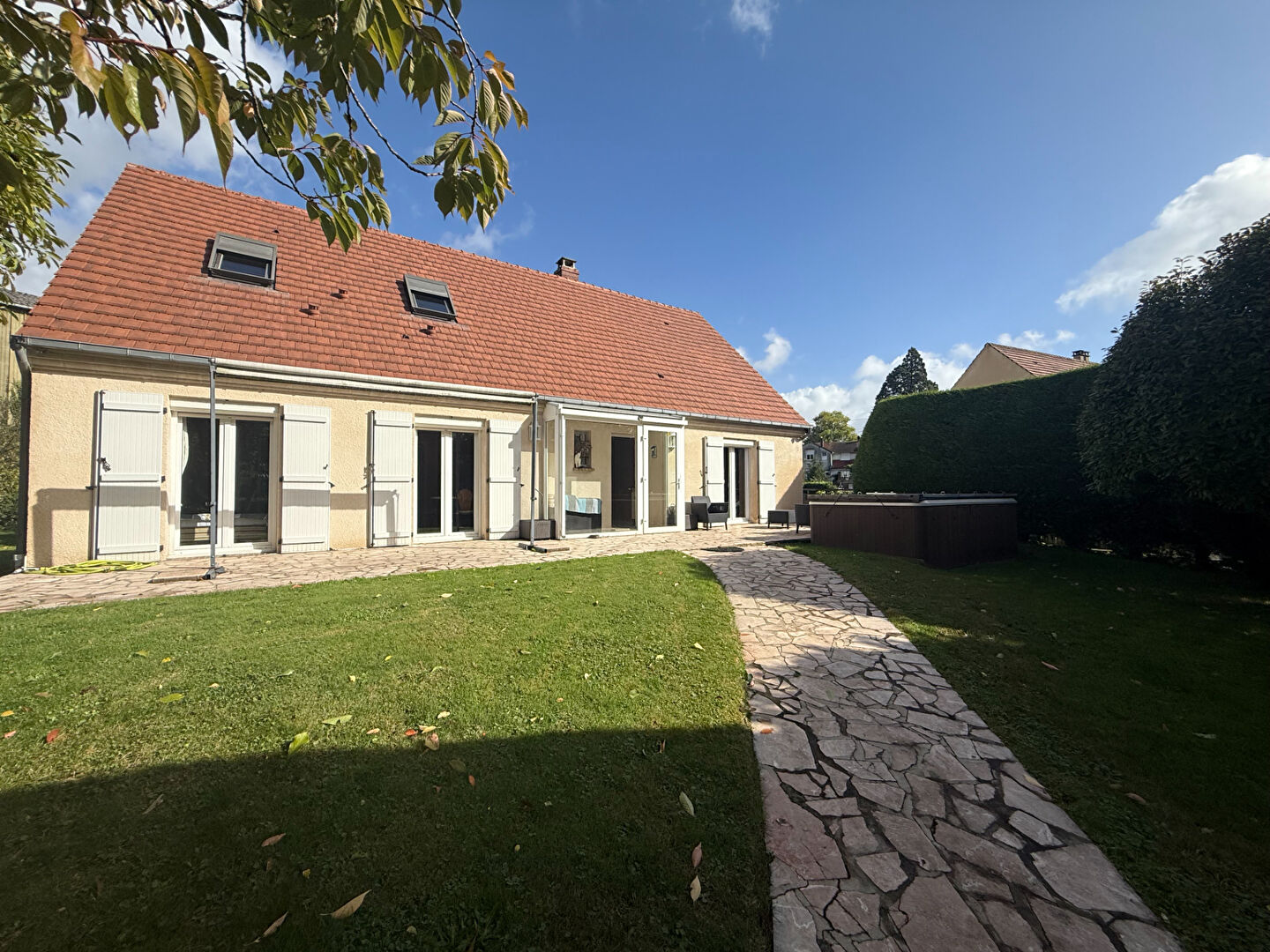 Agence immobilière de GROUPE JBL (ACI) - ACI IMMOBILIER BORNEL