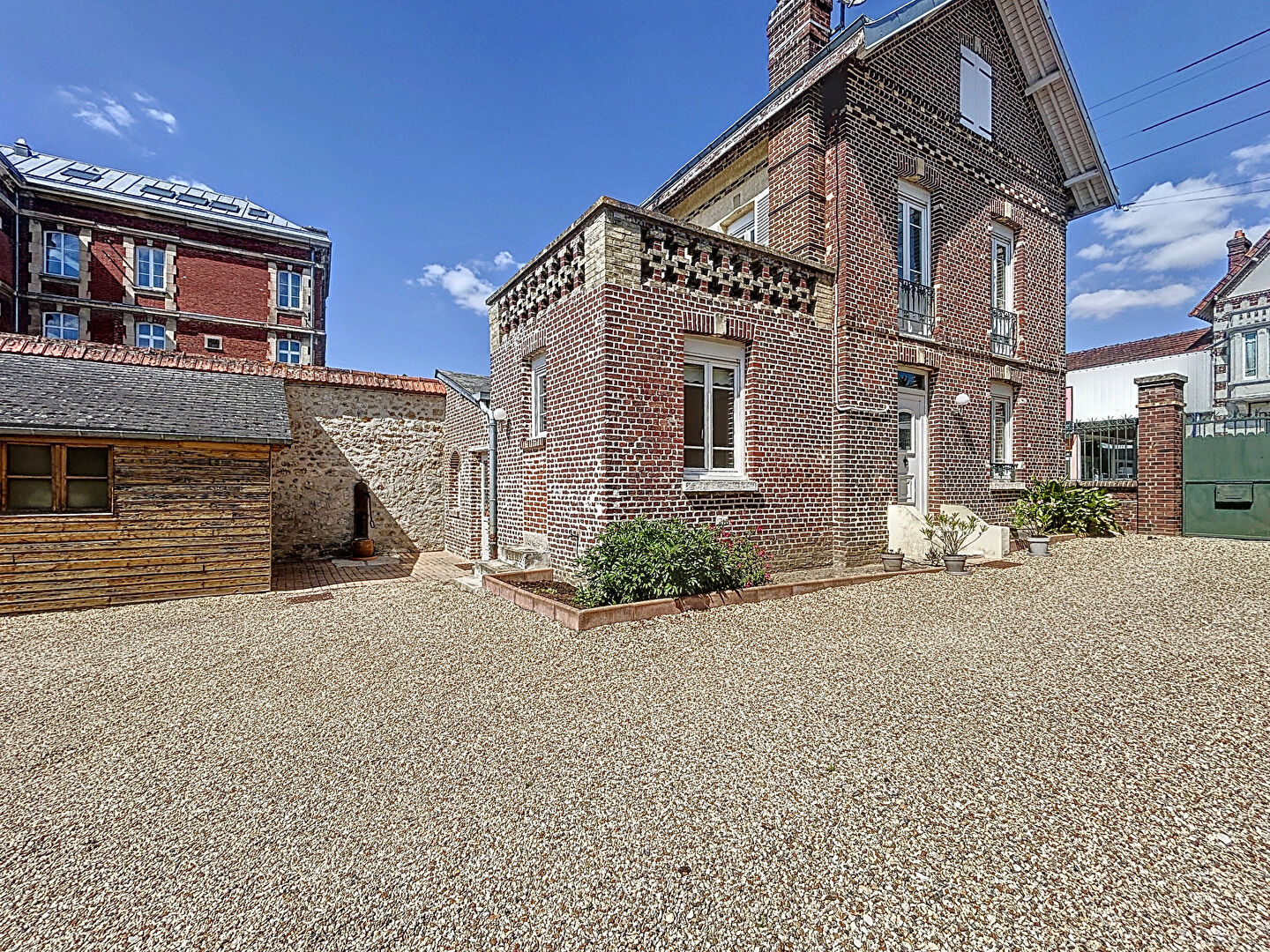 Agence immobilière de GROUPE JBL (ACI) - ACI IMMOBILIER CHARS