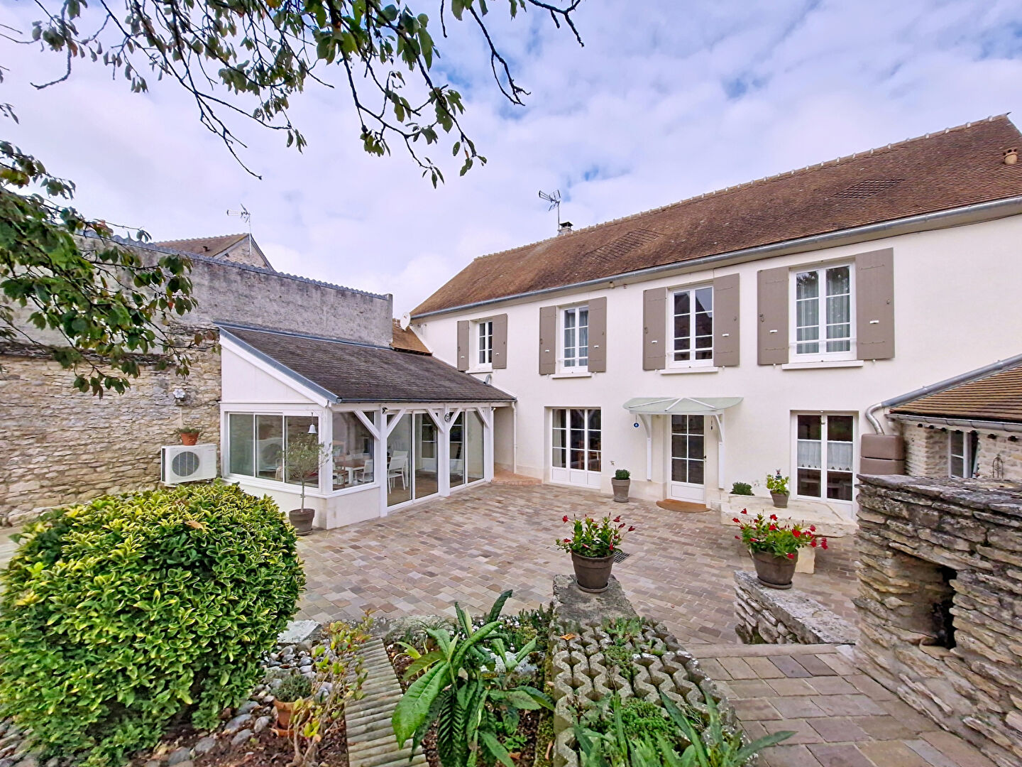 PROCHE MAGNY EN VEXIN