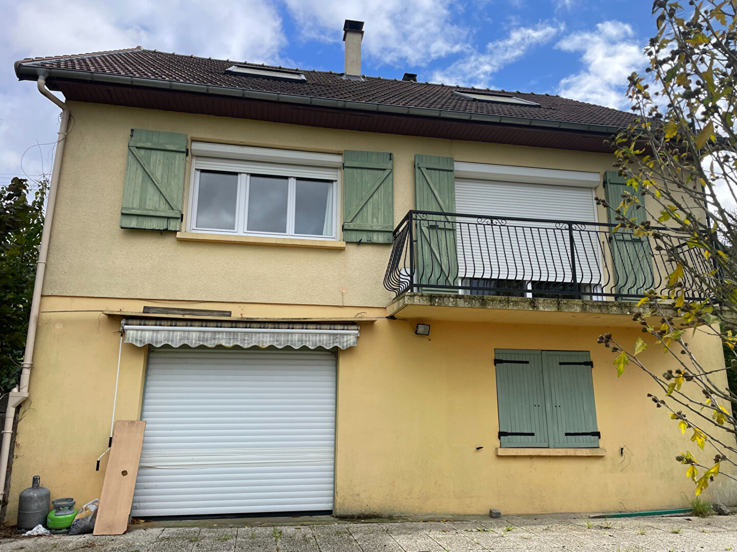 Maison  A 11 KM DE BORNEL