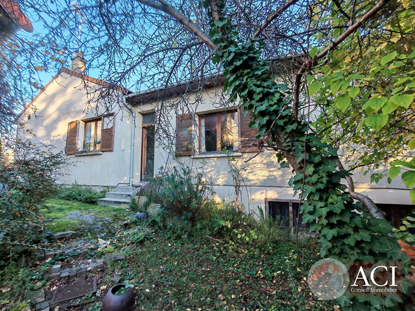 RUEIL-MALMAISON - Deux maisons sur terrain de 723m²