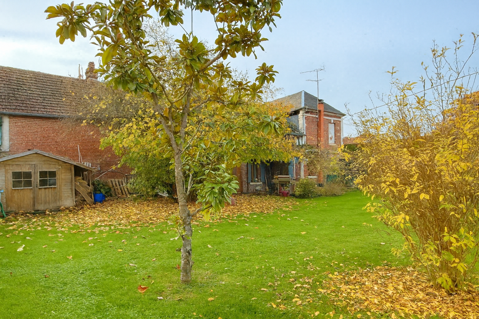 Maison Atypique Saint-Crépin-Ibouvillers 8 pièce(s) 200 m2