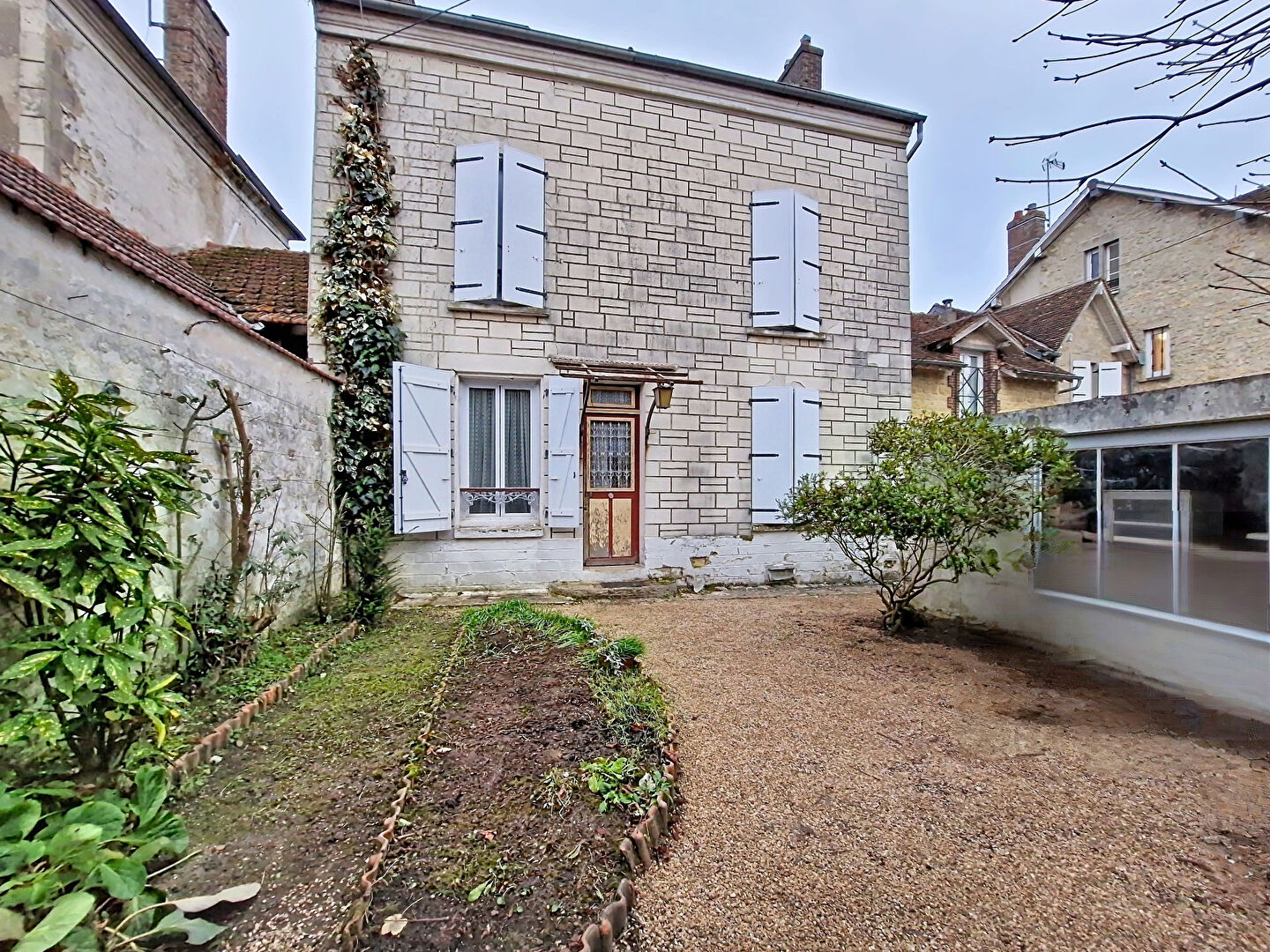 Agence immobilière de GROUPE JBL (ACI) - ACI IMMOBILIER CHARS