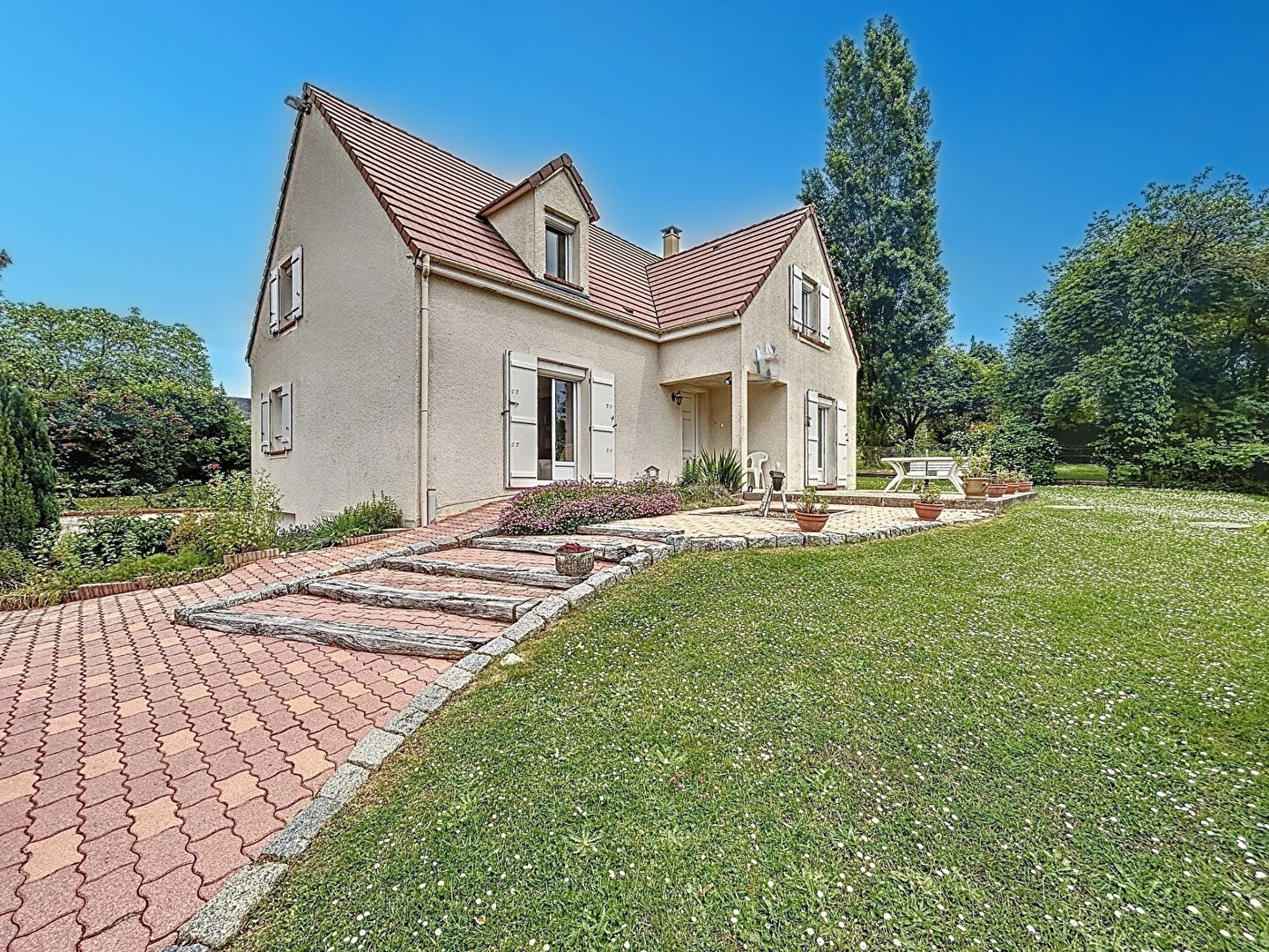 Photo Maison proche ETREPAGNY 175 m2 image 1/6