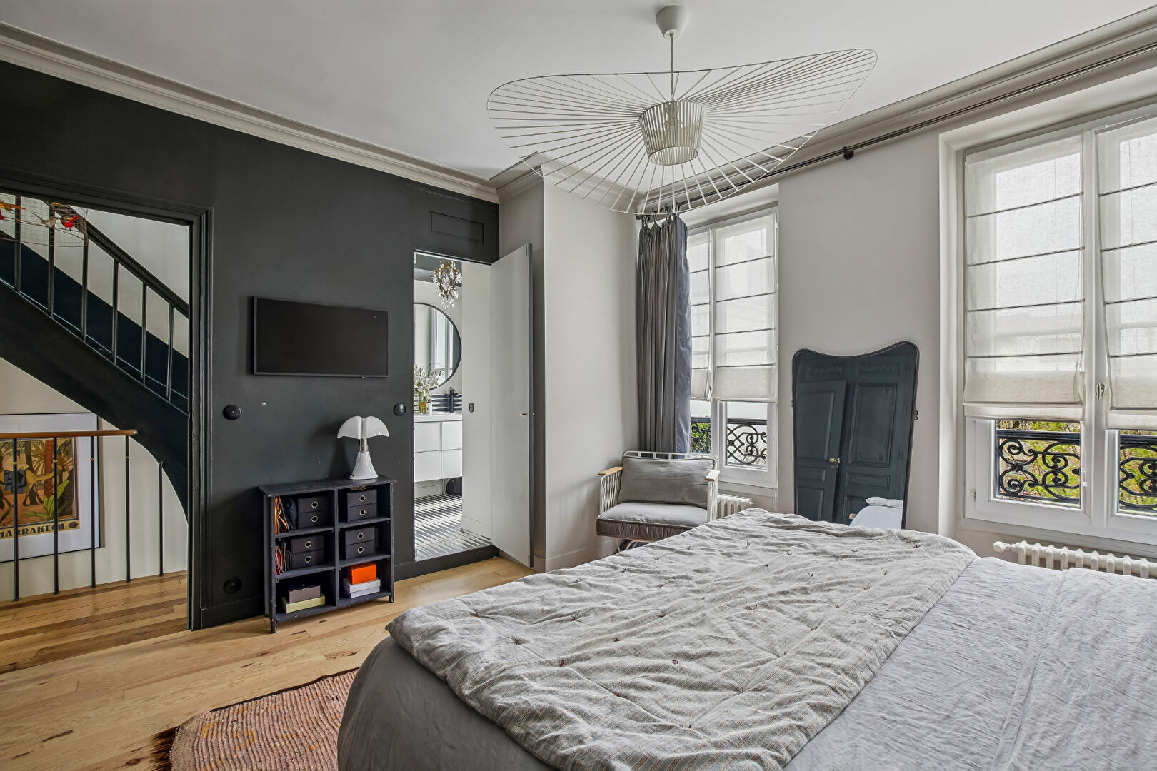 BAS DE CHATOU – HYPER CENTRE – CHARMANTE MAISON MANSART DE 1890 – 5 CHAMBRES – TERRAIN 489 M²4 MN RER