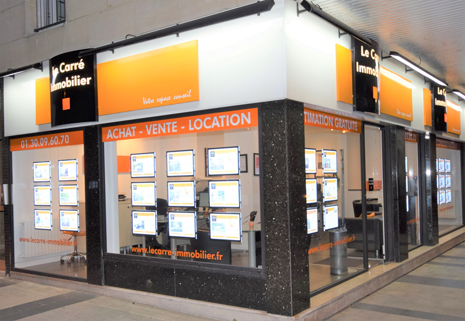 Appartement situé à Chatou de 75 m² avec 3 chambres  avec balcon et box fermé