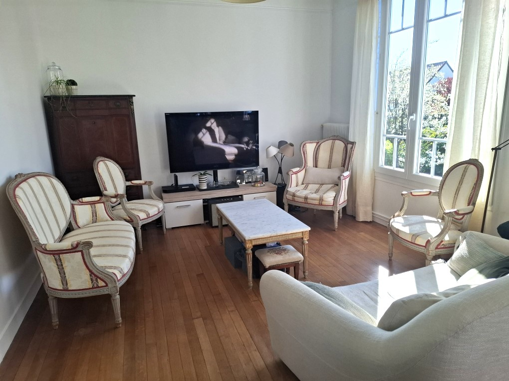 Croissy Sur Seine  maison de 135 m² sur terrain de 585 m²