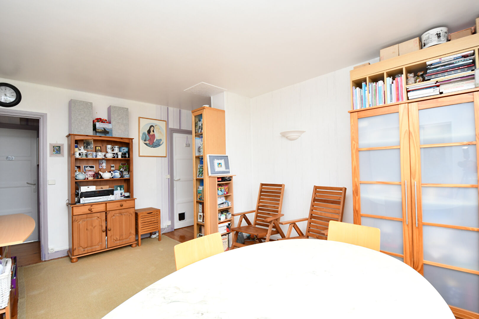 Appartement  situé  à CHATOU de 3 pièces  avec une vue panoramique et un box de 18 m²