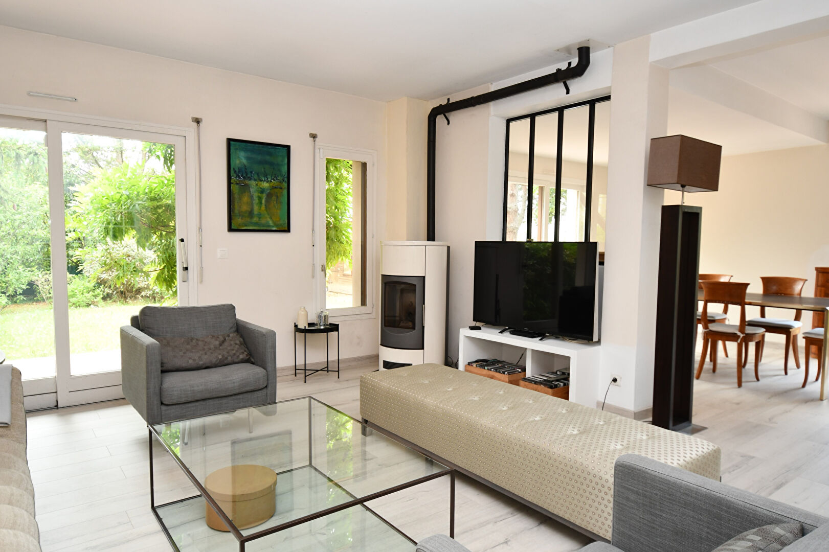 Maison située à Chatou avec 5 chambres de 204.m2 sur un terrain de 951 m²