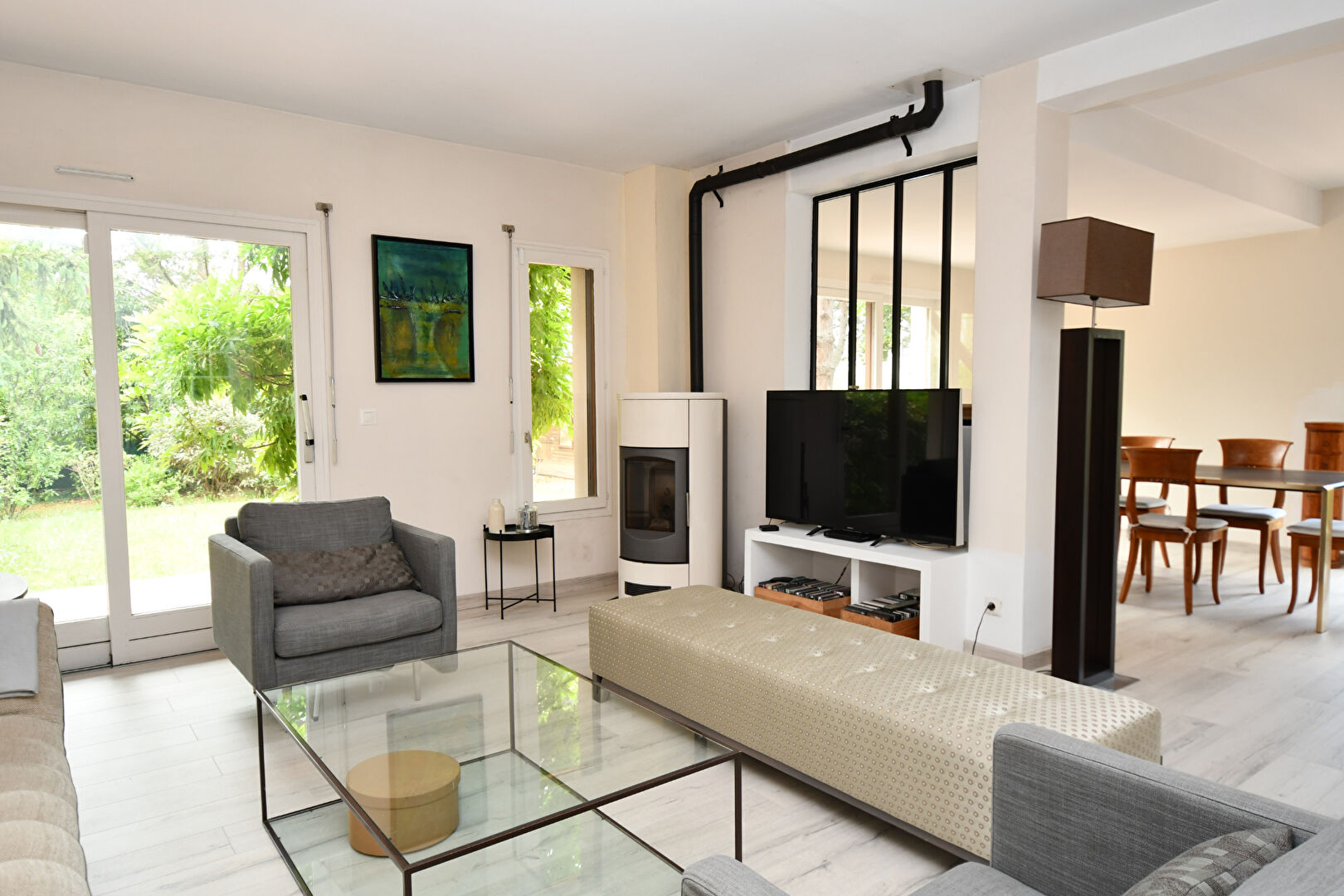 Maison située à Chatou avec 5 chambres de 204.m2 sur un terrain de 951 m²