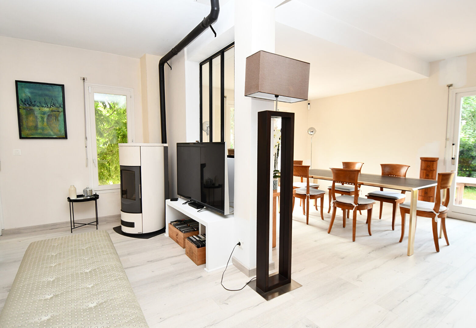 Maison située à Chatou avec 5 chambres de 204.m2 sur un terrain de 951 m²