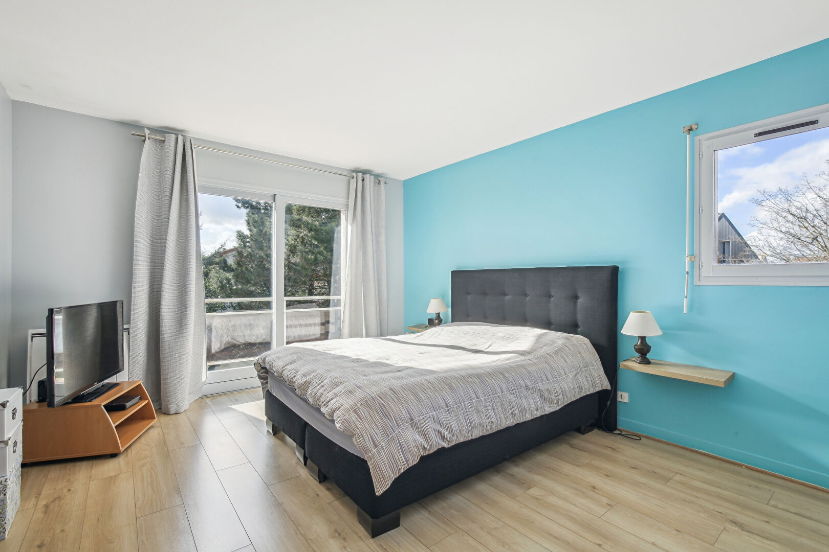 Maison située à Chatou avec 5 chambres de 204.m2 sur un terrain de 951 m²