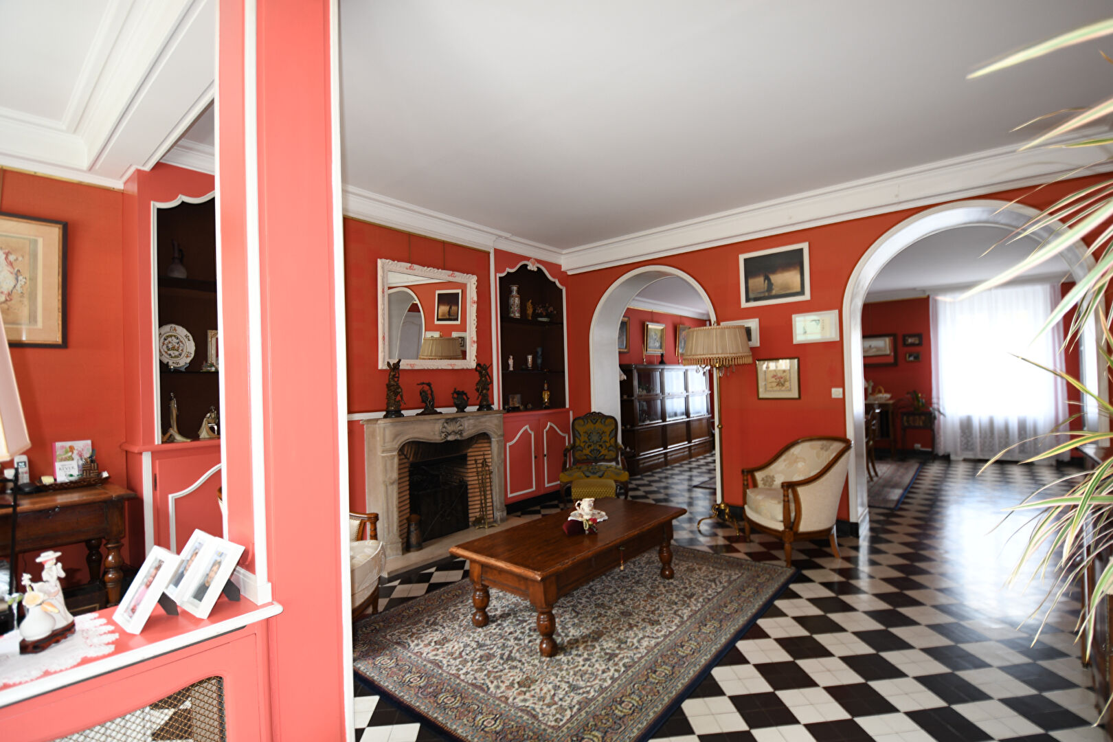 BAS DE CHATOU Maison de 131 m2 avec 3 chambres, située à 10 mn du RER