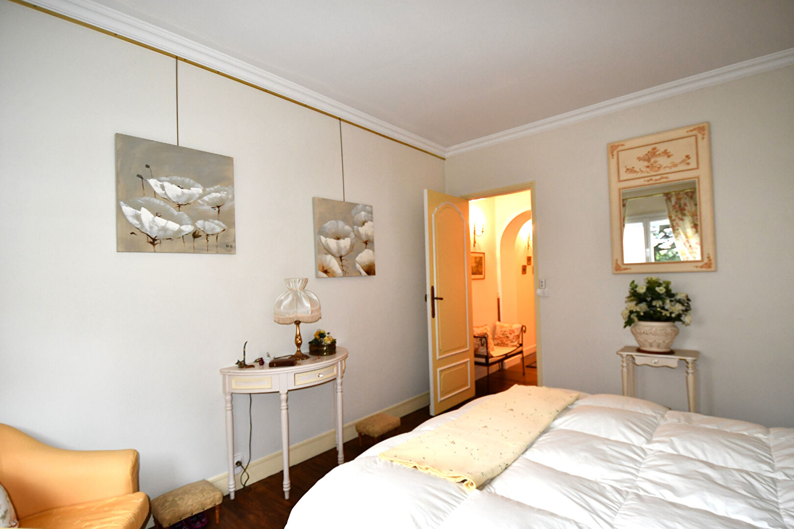 BAS DE CHATOU Maison de 131 m2 avec 3 chambres, située à 10 mn du RER