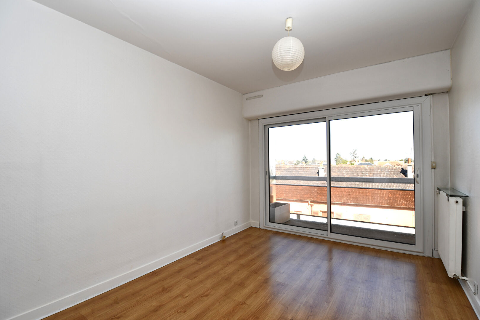 Appartement situé à Croissy-sur-Seine de 91 m² avec 3 chambres à 12 mn du RER et 3 mn du centre