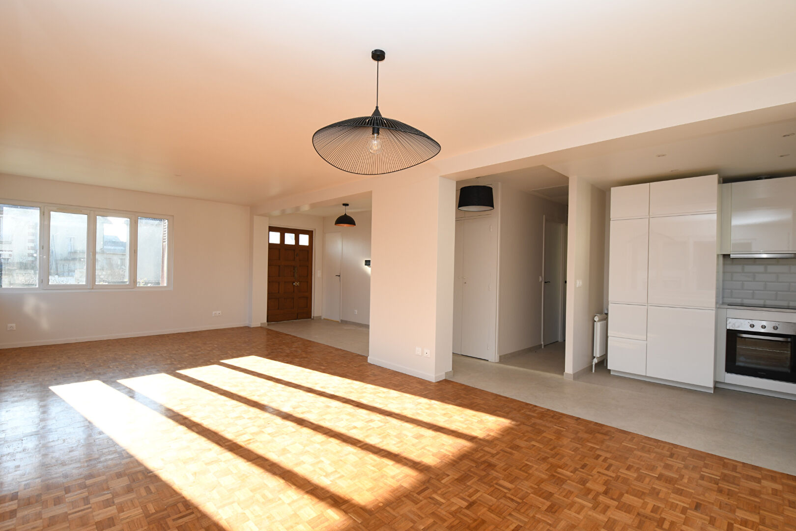 Appartement située à Chatou de 104 m² habitables avec un jardin de 232 m² environ