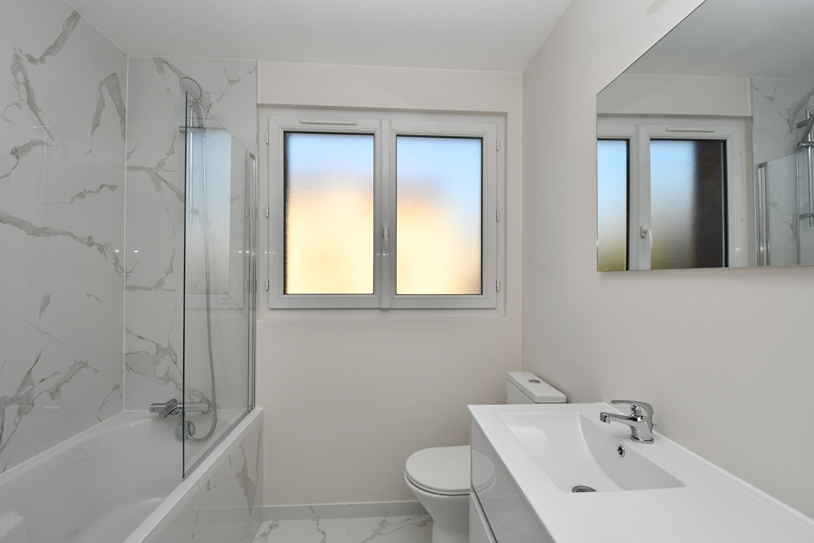 Appartement située à Chatou de 104 m² habitables avec un jardin de 232 m² environ