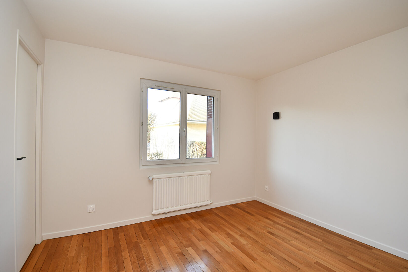 Appartement située à Chatou de 104 m² habitables avec un jardin de 232 m² environ
