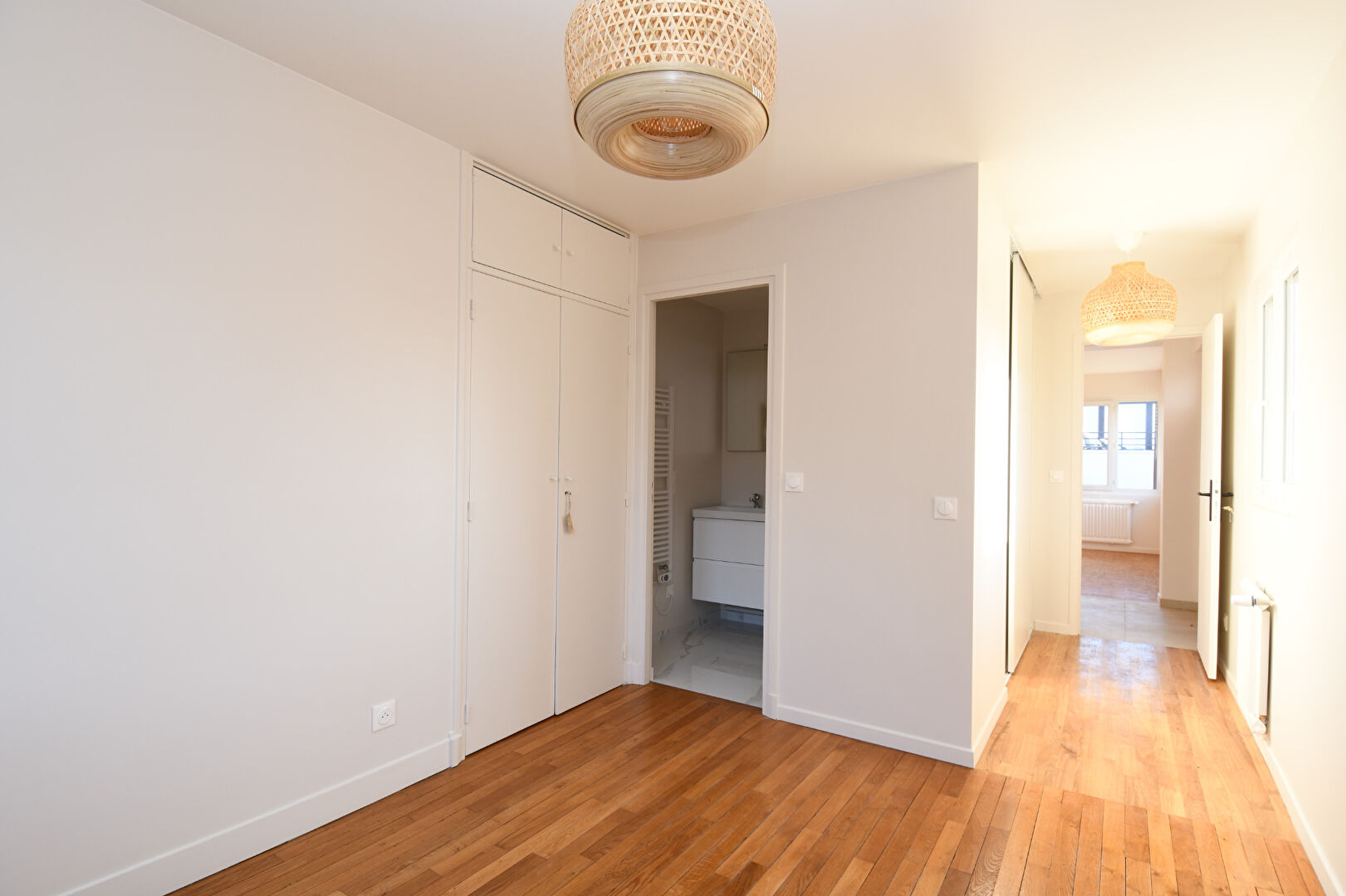 Appartement située à Chatou de 104 m² habitables avec un jardin de 232 m² environ