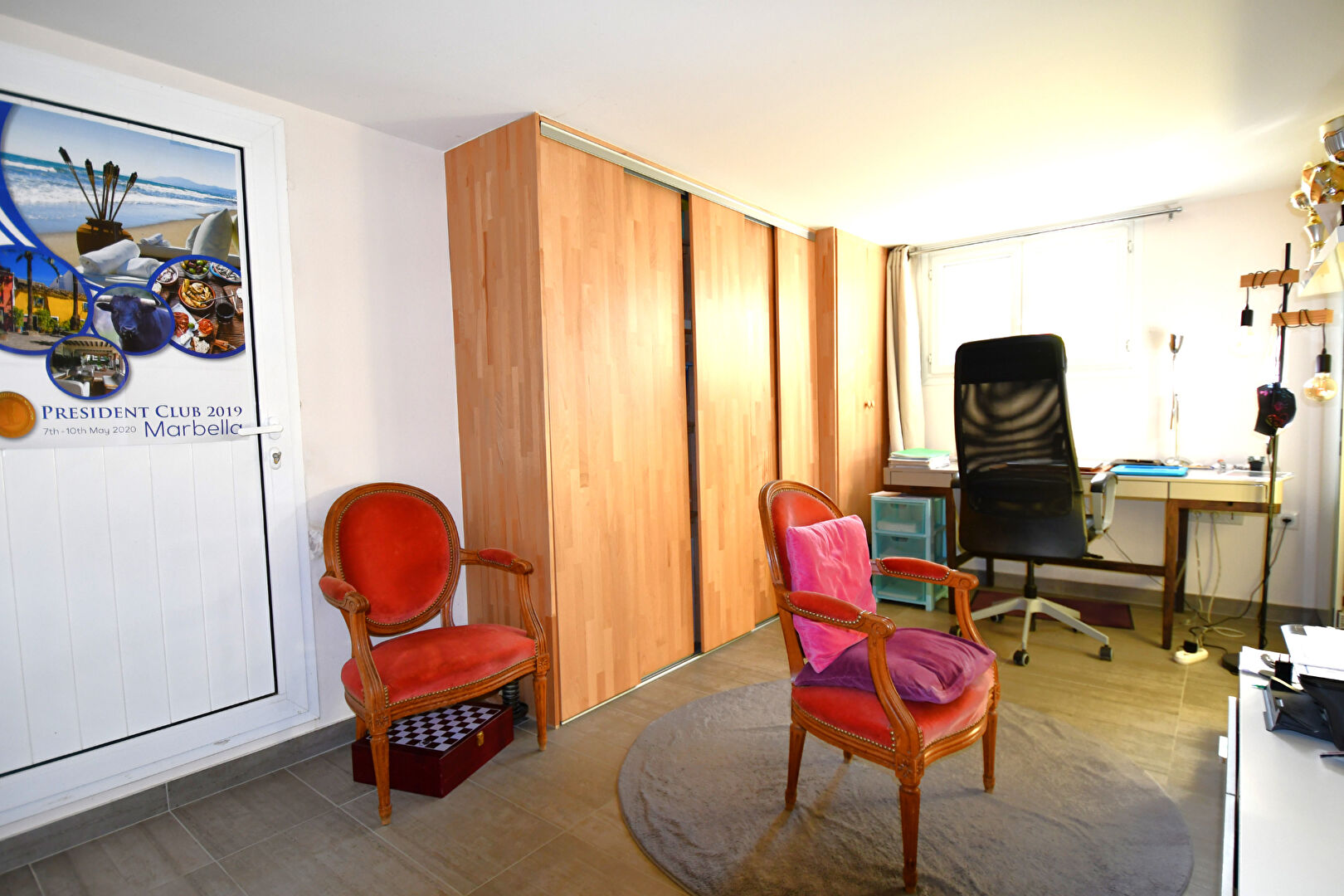 Maison située à Chatou  avec 4 chambres de 143 m² sur 510 m² de terrain