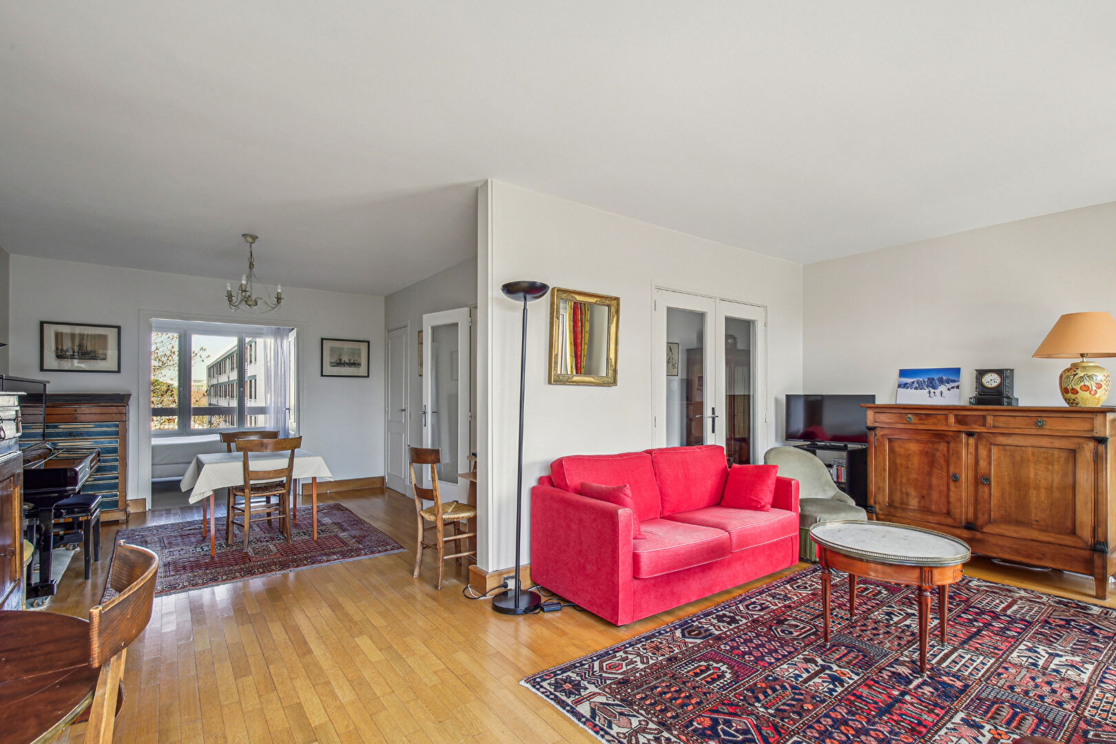 Appartement situé à Chatou de 114 m² avec 3 chambres terrasse et balcon