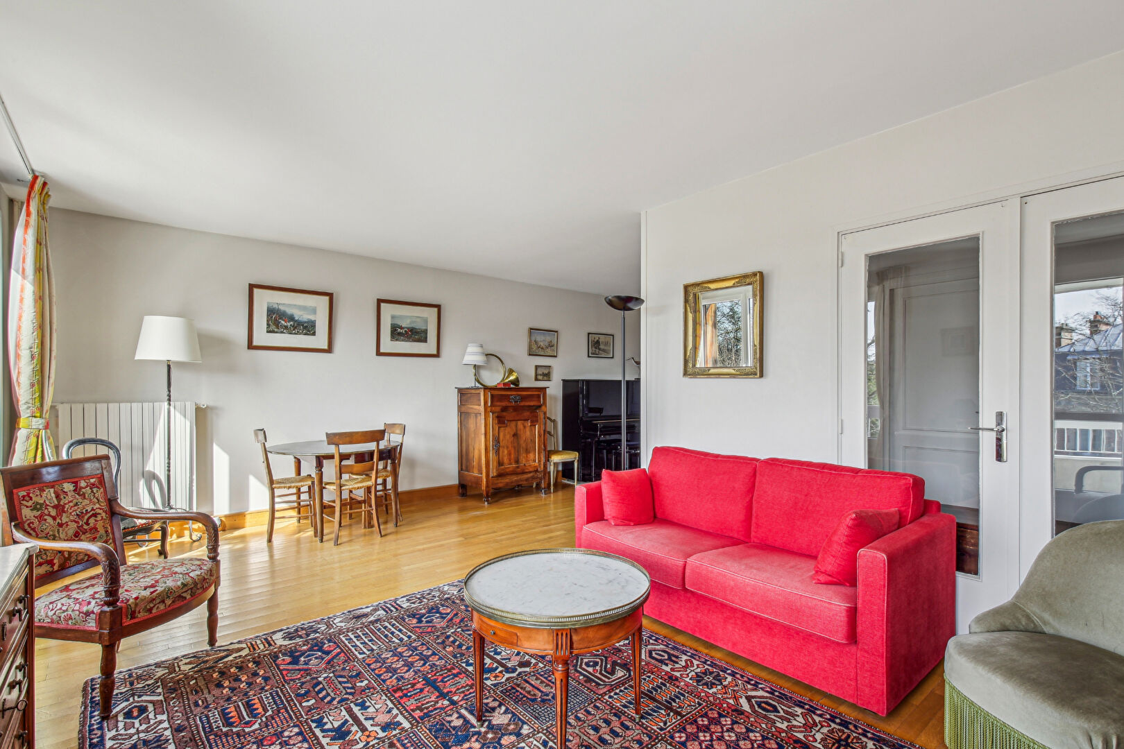 Appartement situé à Chatou de 114 m² avec 3 chambres terrasse et balcon